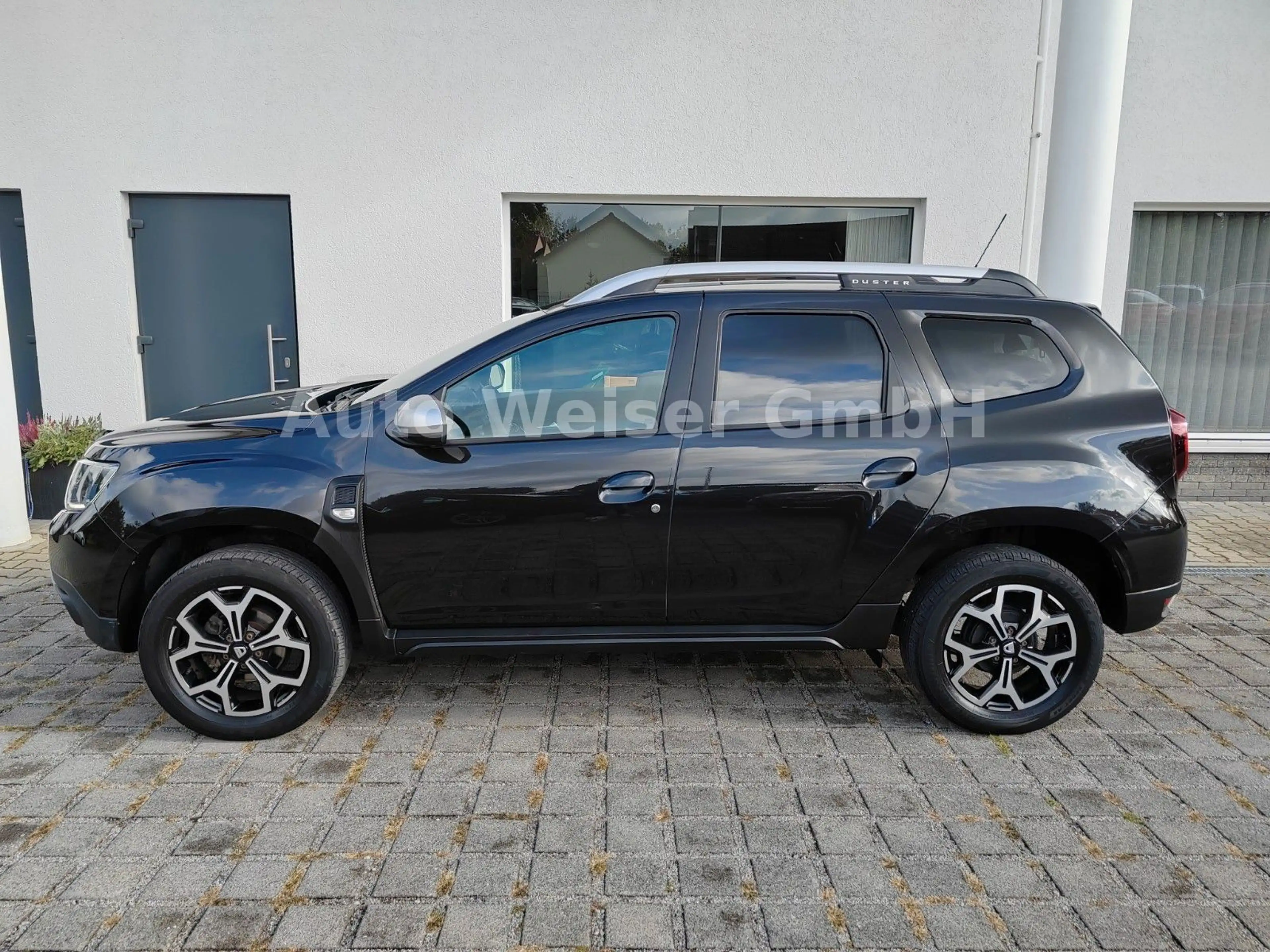 Dacia Duster II Prestige *ERSTE HAND *SHZ *NAVI *KAM — photo 3