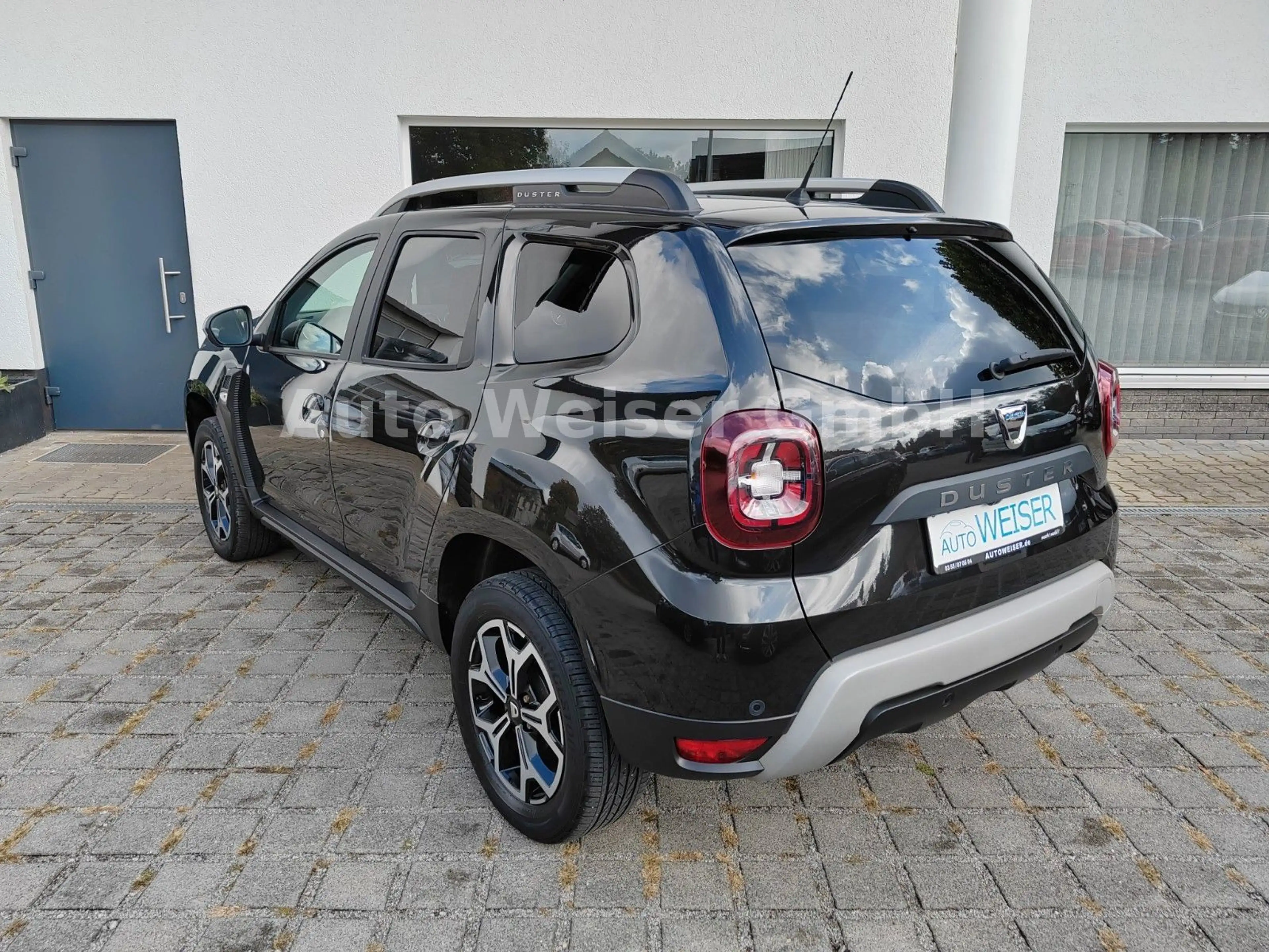 Dacia Duster II Prestige *ERSTE HAND *SHZ *NAVI *KAM — photo 4