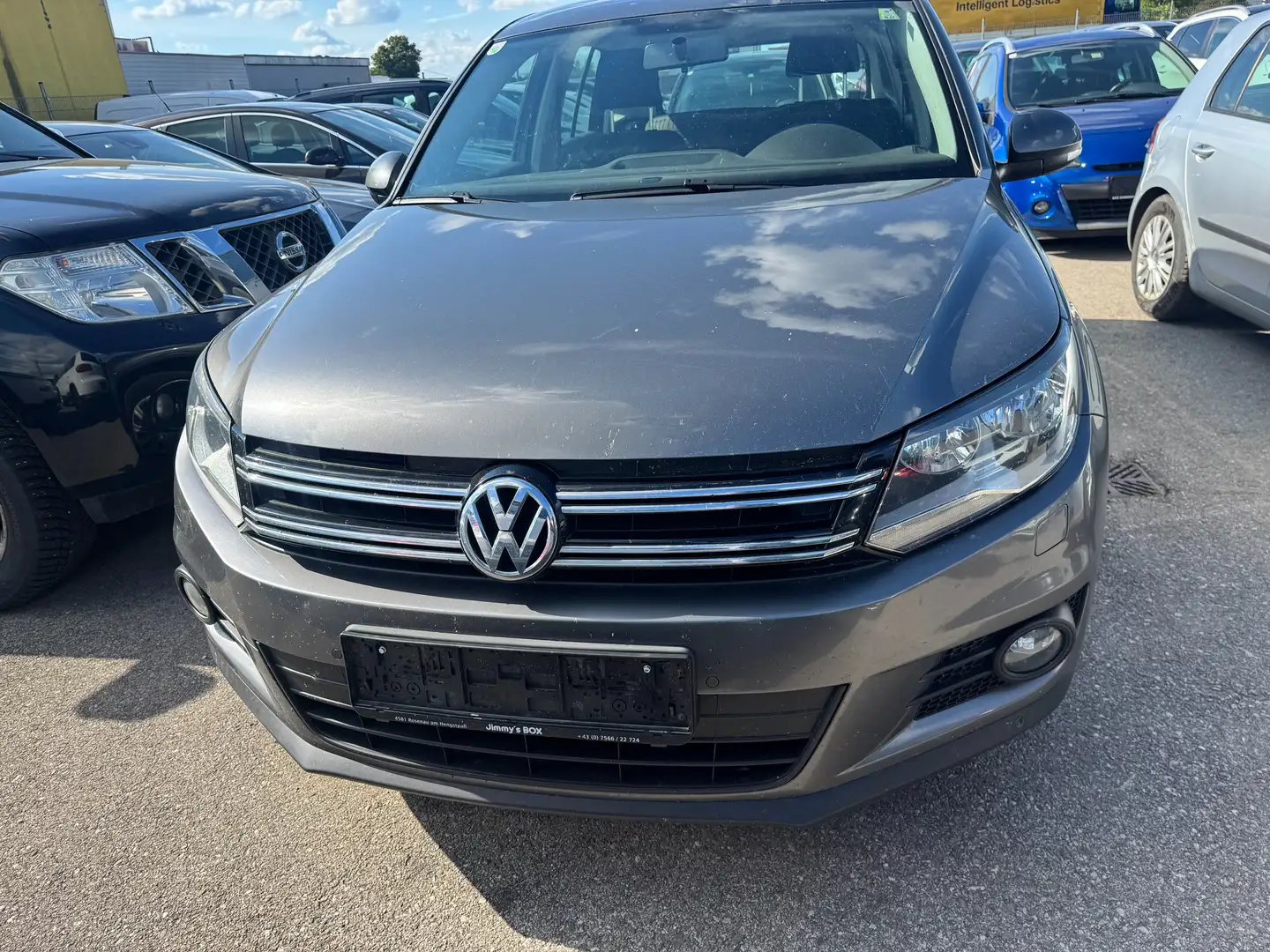 Volkswagen Tiguan Trend Grau - 1
