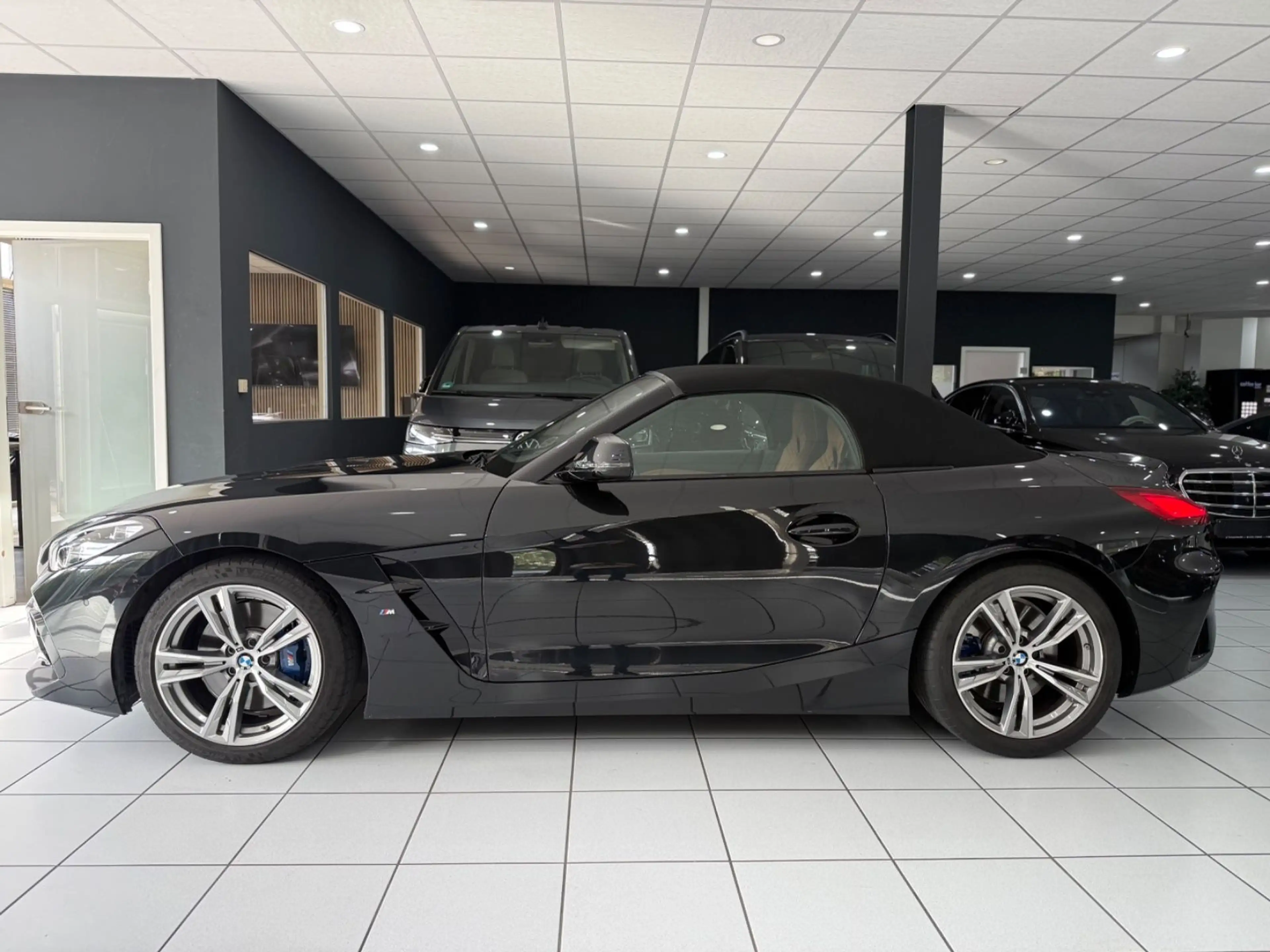 BMW Z4 sDrive 20i*M-PAKET*ACC*HEADUP*MEMORY*KAMERA* — photo 3