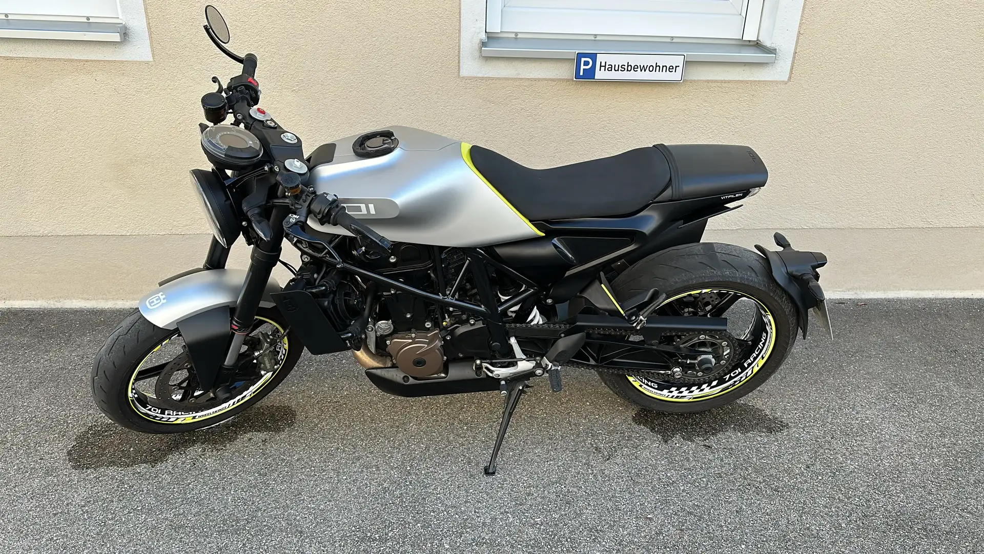 Husqvarna Vitpilen 701 Argent - 2