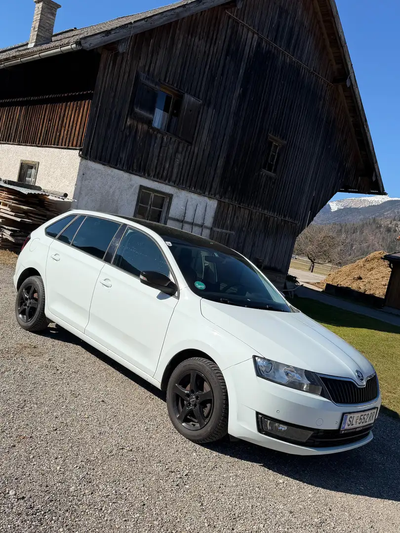 Skoda Rapid/Spaceback Rapid Spaceback 1,2 TSI Sport Weiß - 1