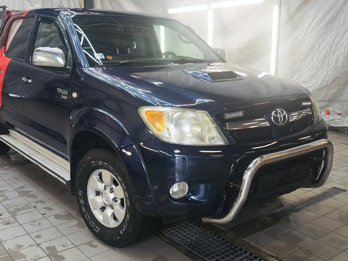 Toyota Hilux 4x4 Double Cab.to sell only Africa Чорний - 1