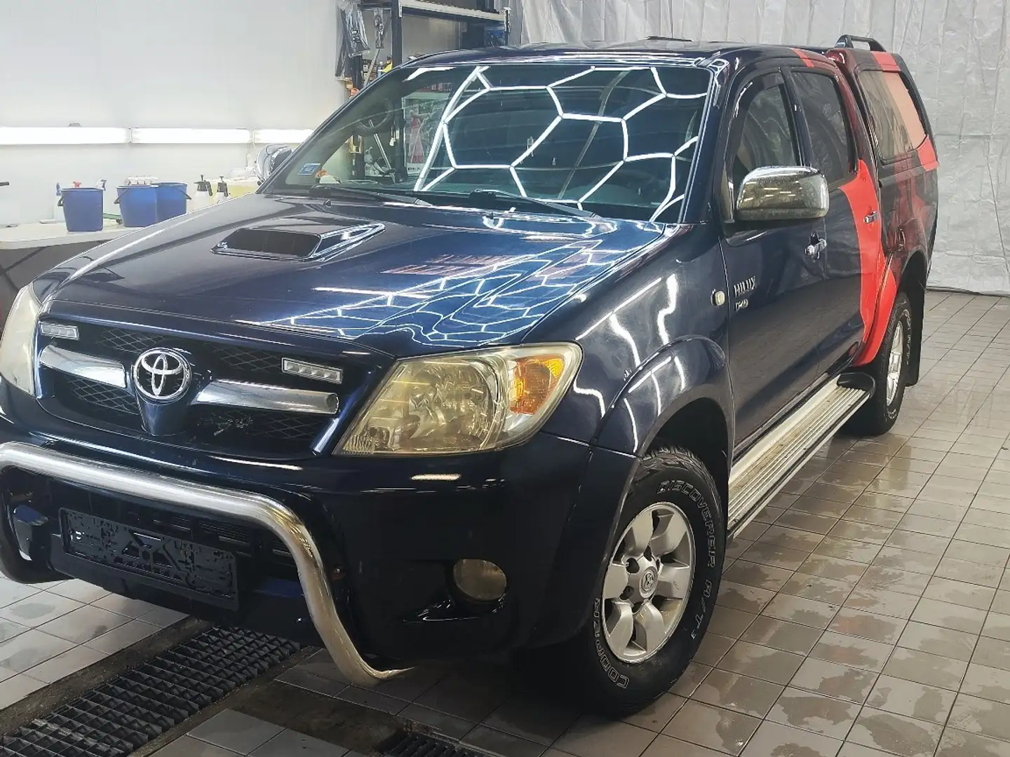 Toyota Hilux 4x4 Double Cab.to sell only Africa Black - 2