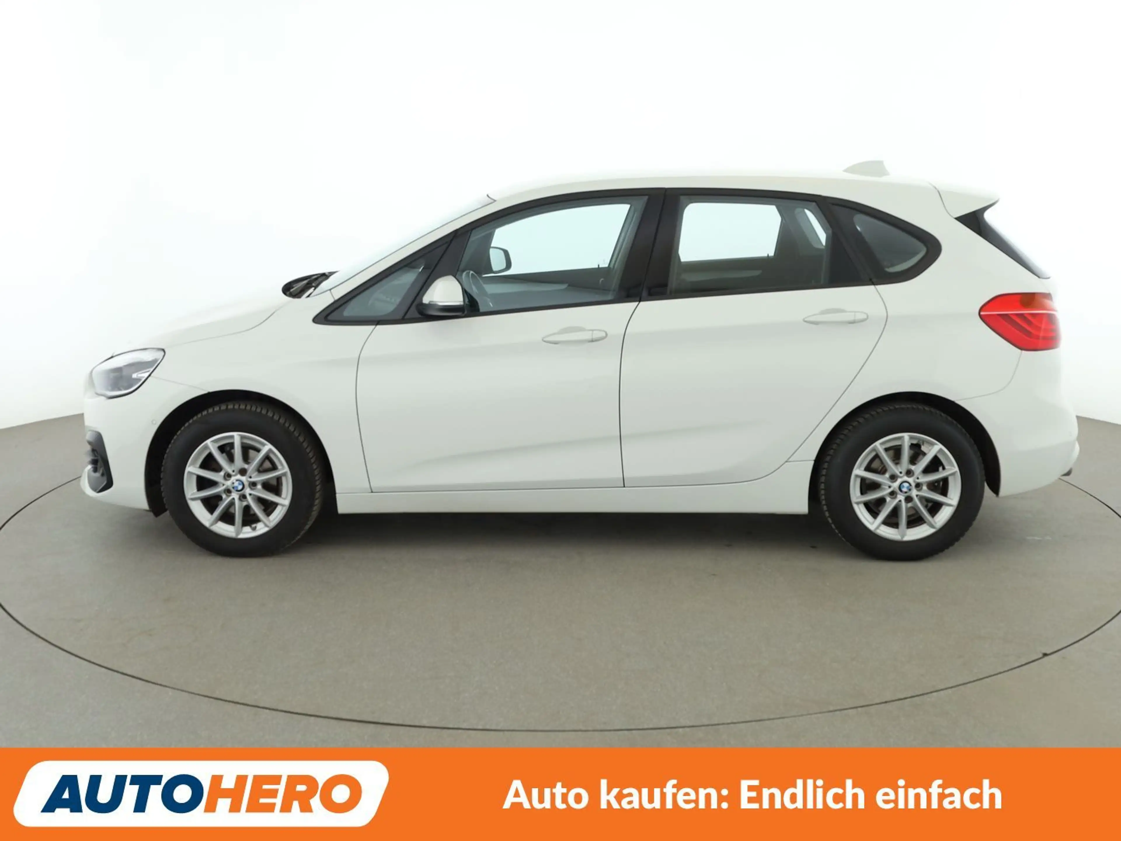 BMW 216 216i Active Tourer Advantage*NAVI*TEMPO*PDC*SHZ* — photo 3