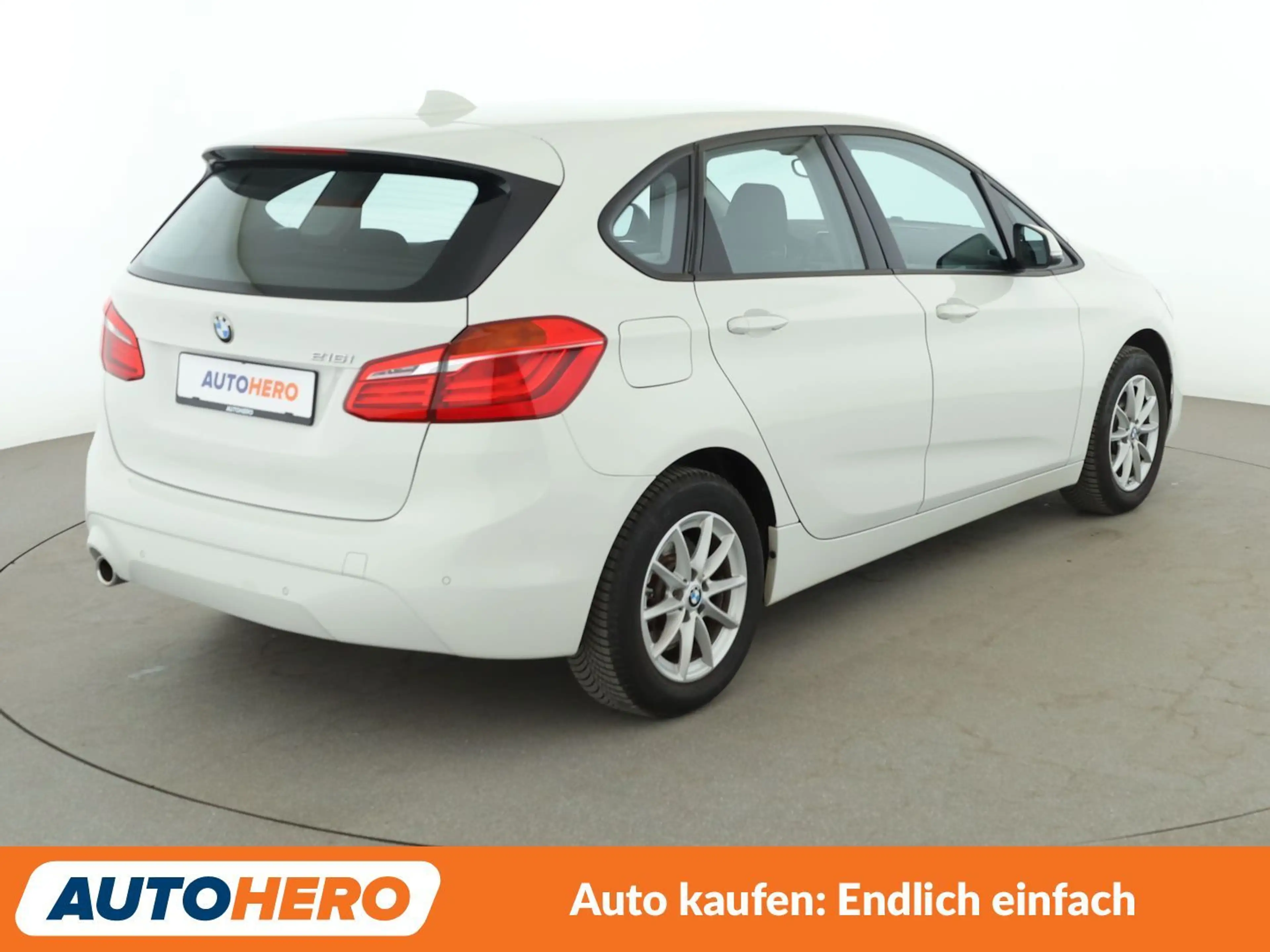 BMW 216 216i Active Tourer Advantage*NAVI*TEMPO*PDC*SHZ* — photo 6
