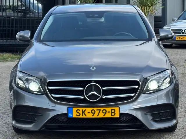 Mercedes-Benz E-Class view 2