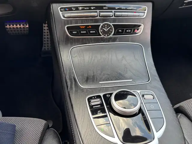 Mercedes-Benz E-Class view 13