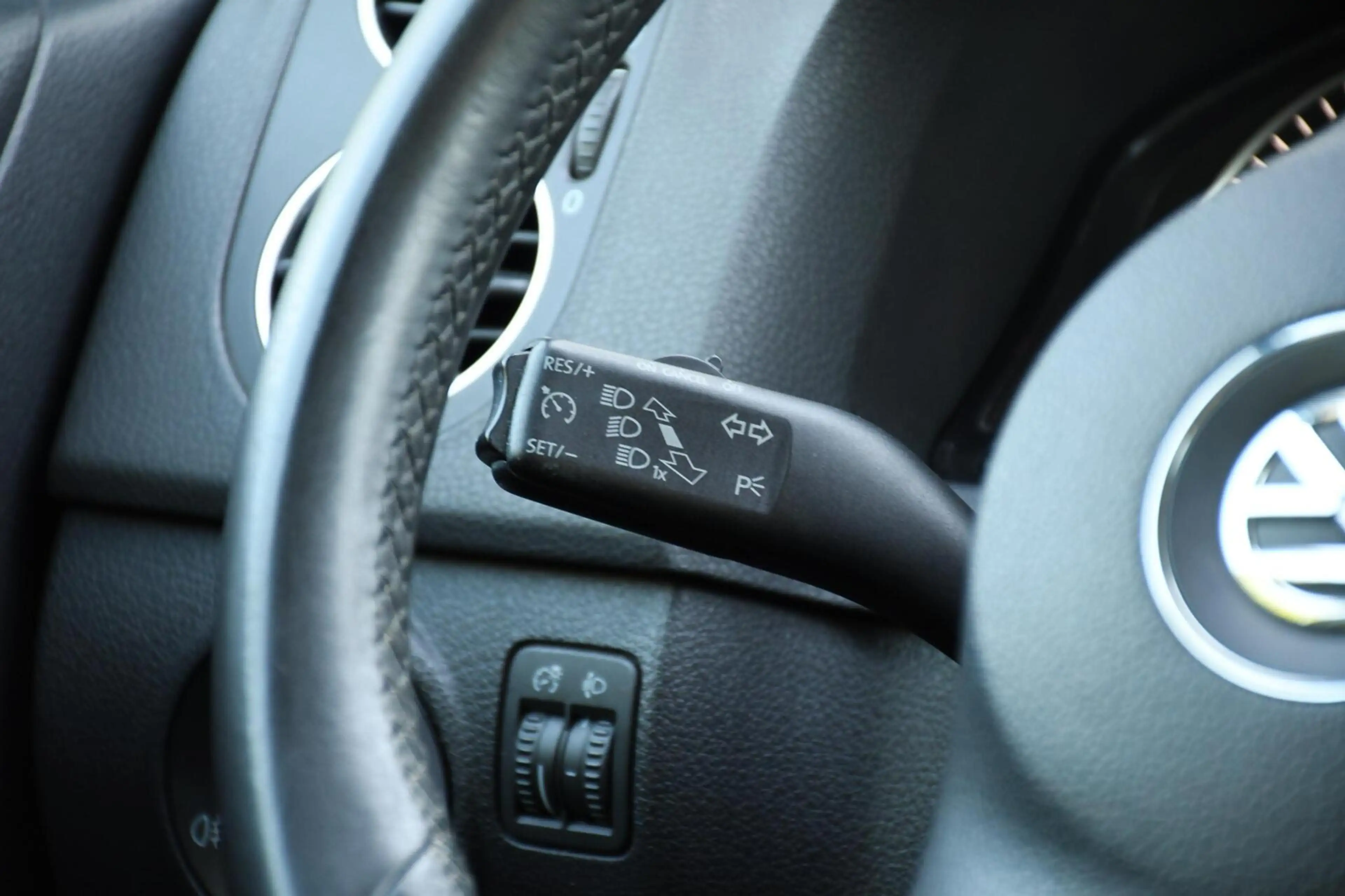 Volkswagen Golf Plus 1.2 TSI Highline BlueMotion Trekhaak — photo 25