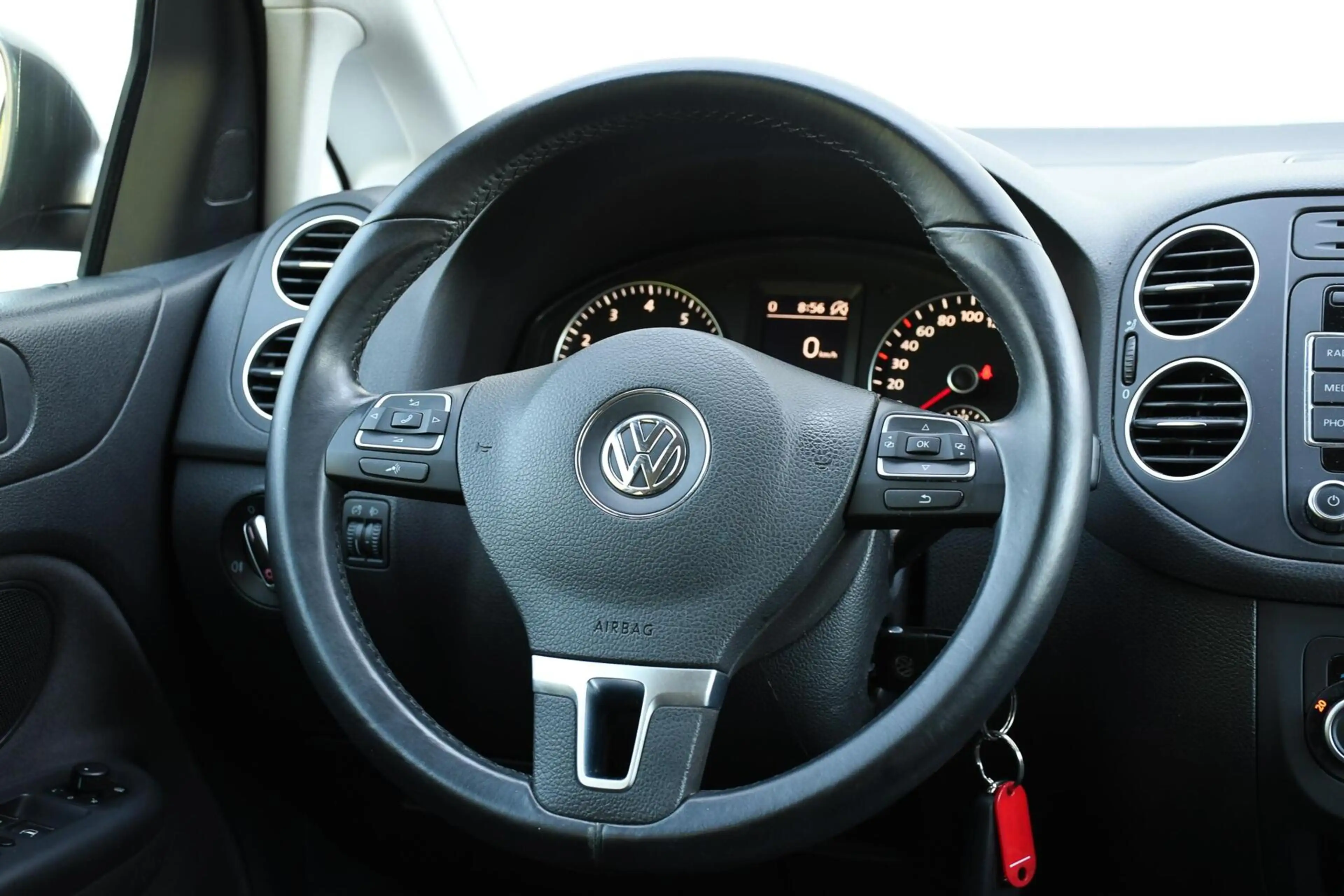 Volkswagen Golf Plus 1.2 TSI Highline BlueMotion Trekhaak — photo 2