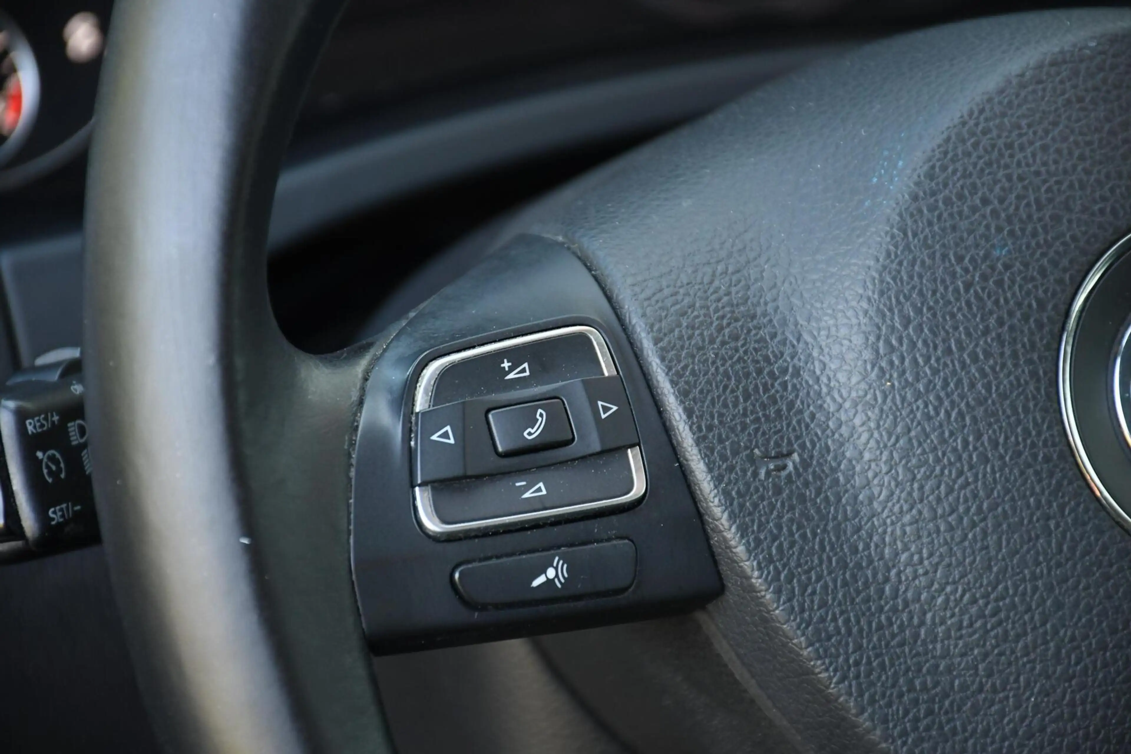 Volkswagen Golf Plus 1.2 TSI Highline BlueMotion Trekhaak — photo 8