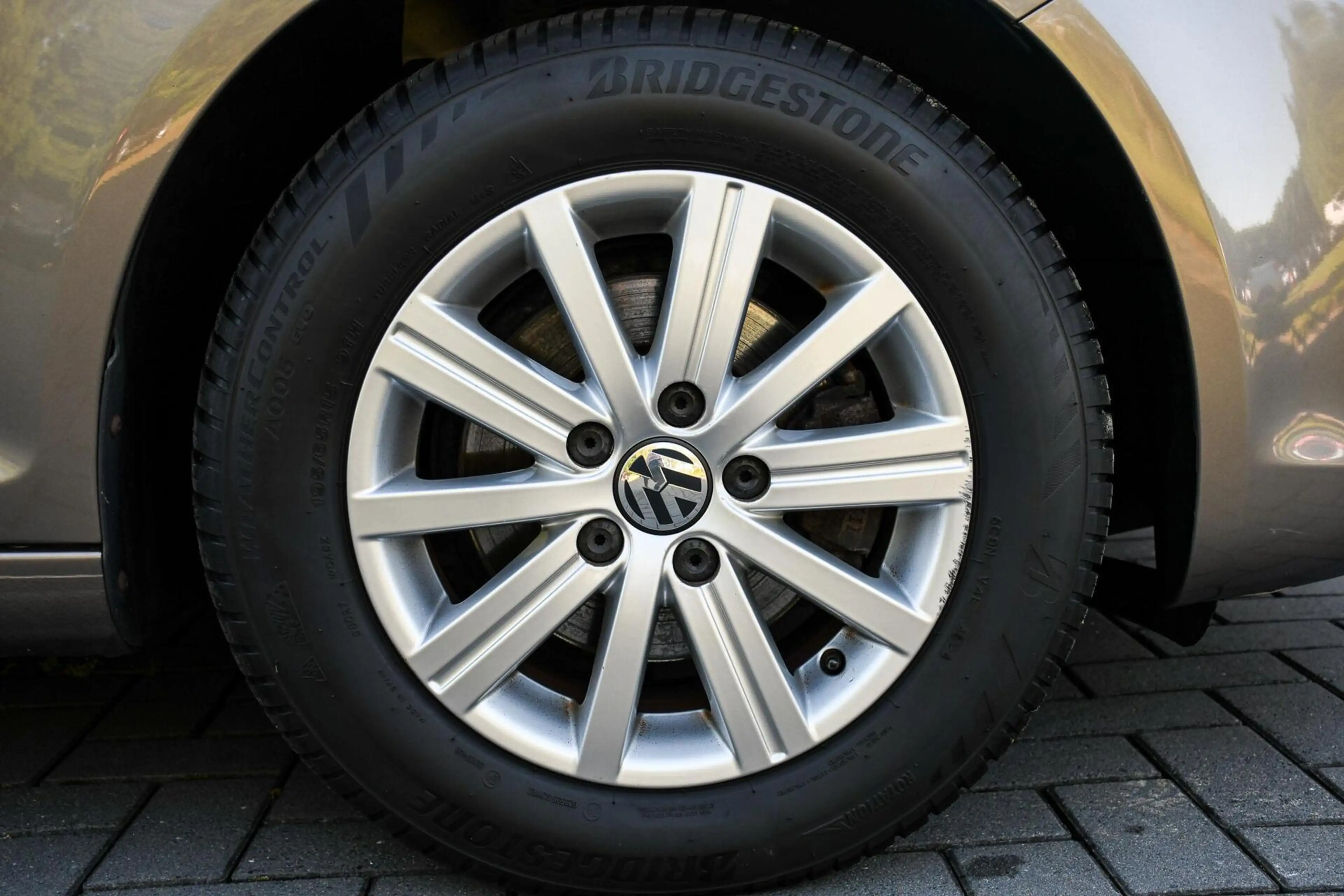 Volkswagen Golf Plus 1.2 TSI Highline BlueMotion Trekhaak — photo 40