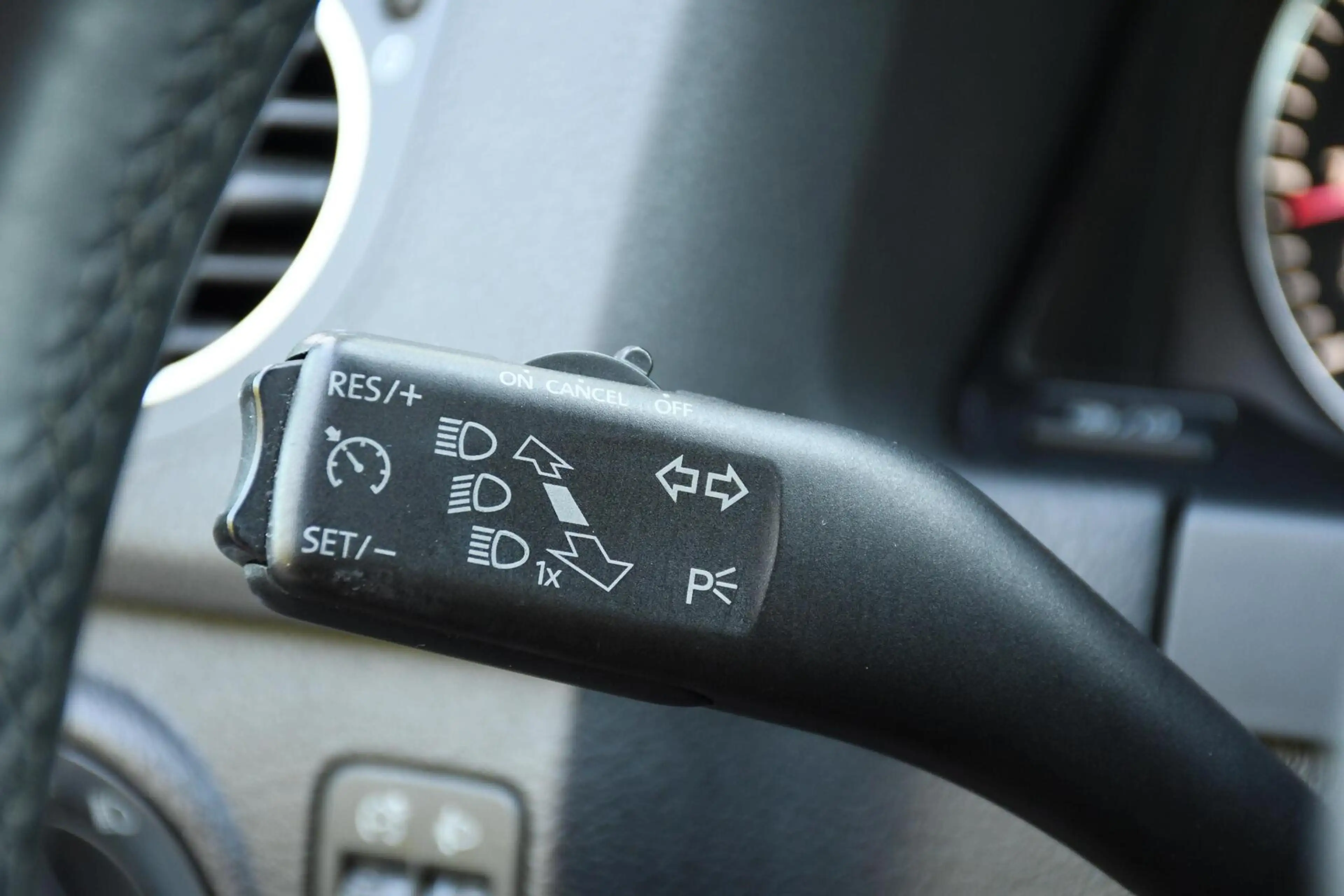 Volkswagen Golf Plus 1.2 TSI Highline BlueMotion Trekhaak — photo 11