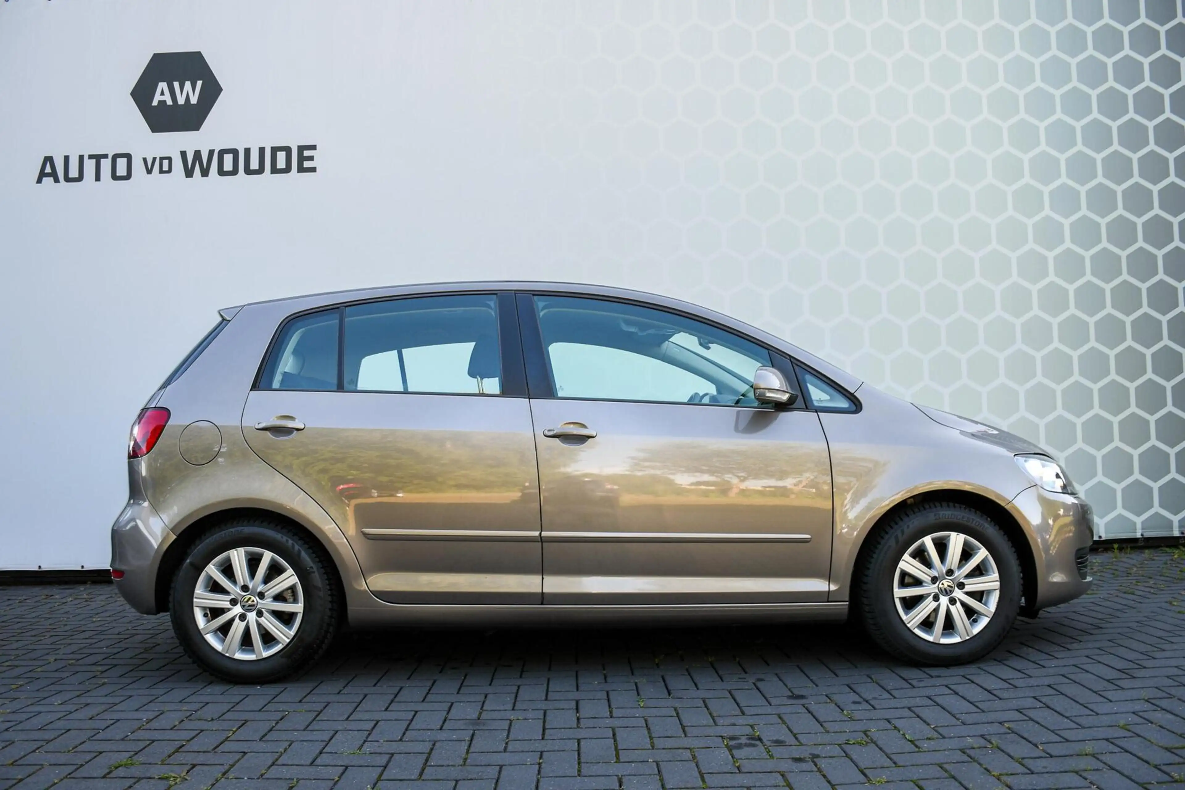 Volkswagen Golf Plus 1.2 TSI Highline BlueMotion Trekhaak — photo 21