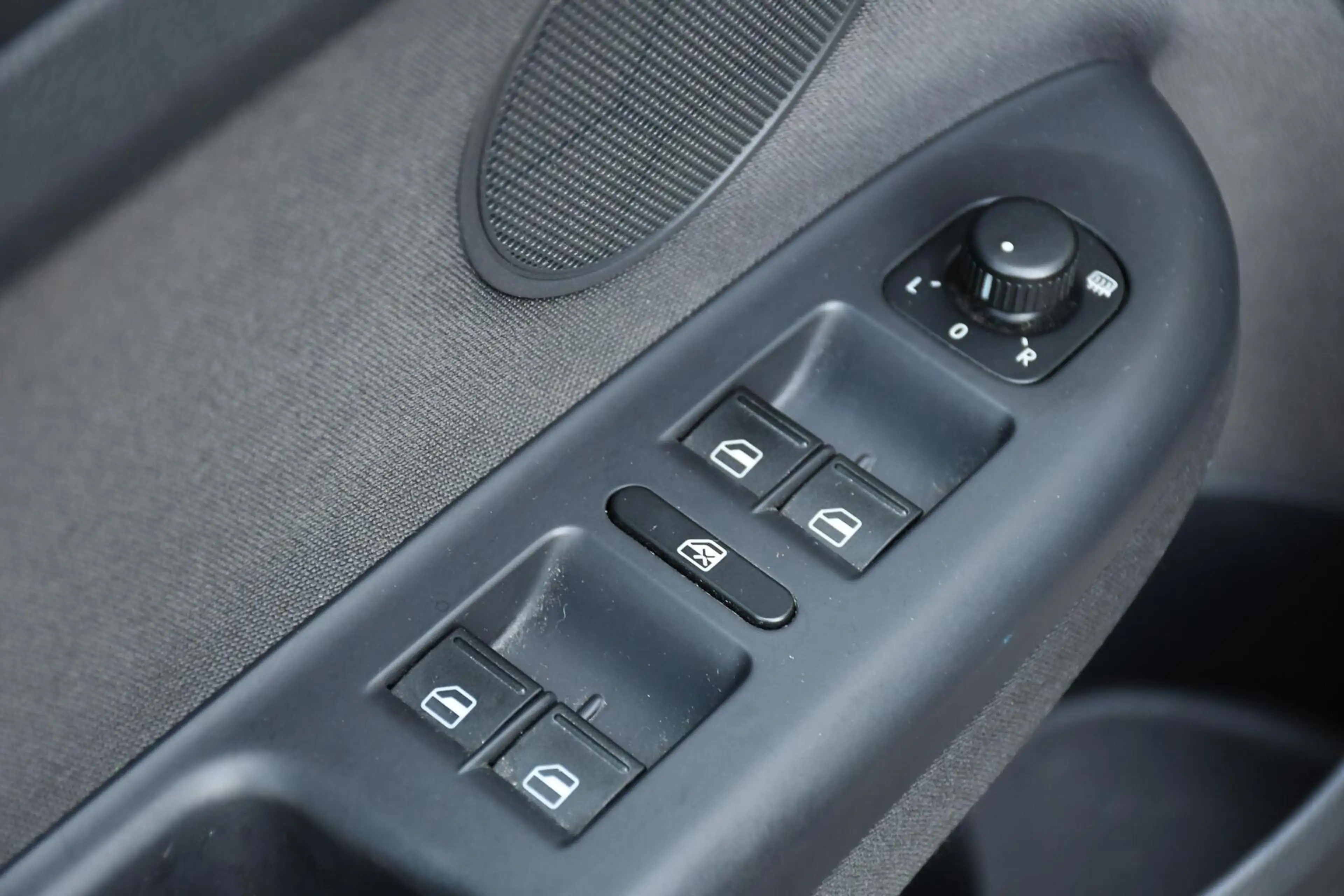 Volkswagen Golf Plus 1.2 TSI Highline BlueMotion Trekhaak — photo 23