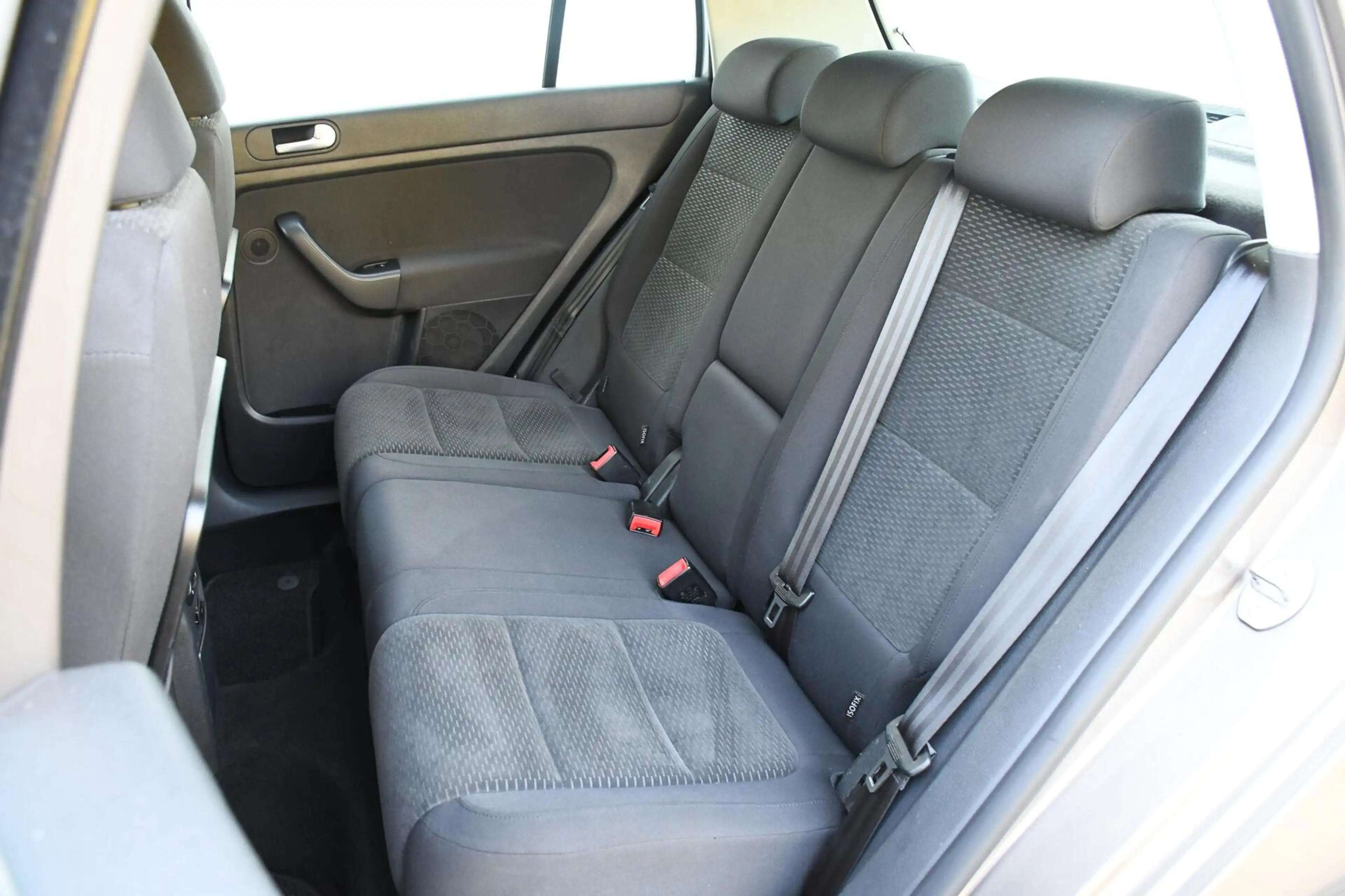 Volkswagen Golf Plus 1.2 TSI Highline BlueMotion Trekhaak — photo 6