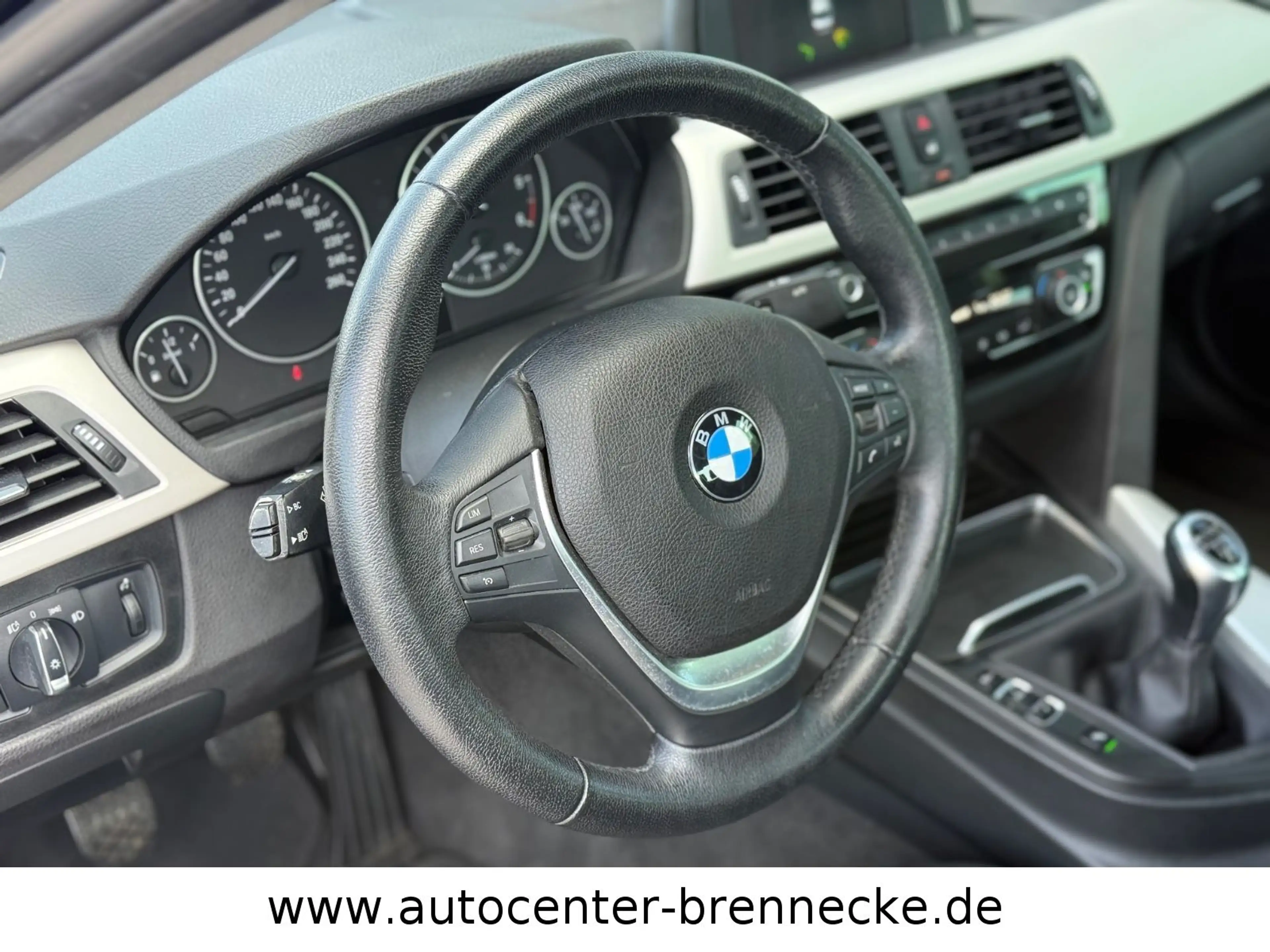 BMW 316 d Advantage*LED*PDC*8-fach bereift* — photo 10