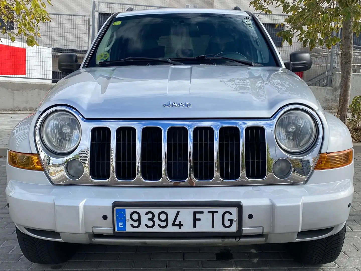 Jeep Cherokee Cherokee 2.8CRD Limited Aut. Argent - 1