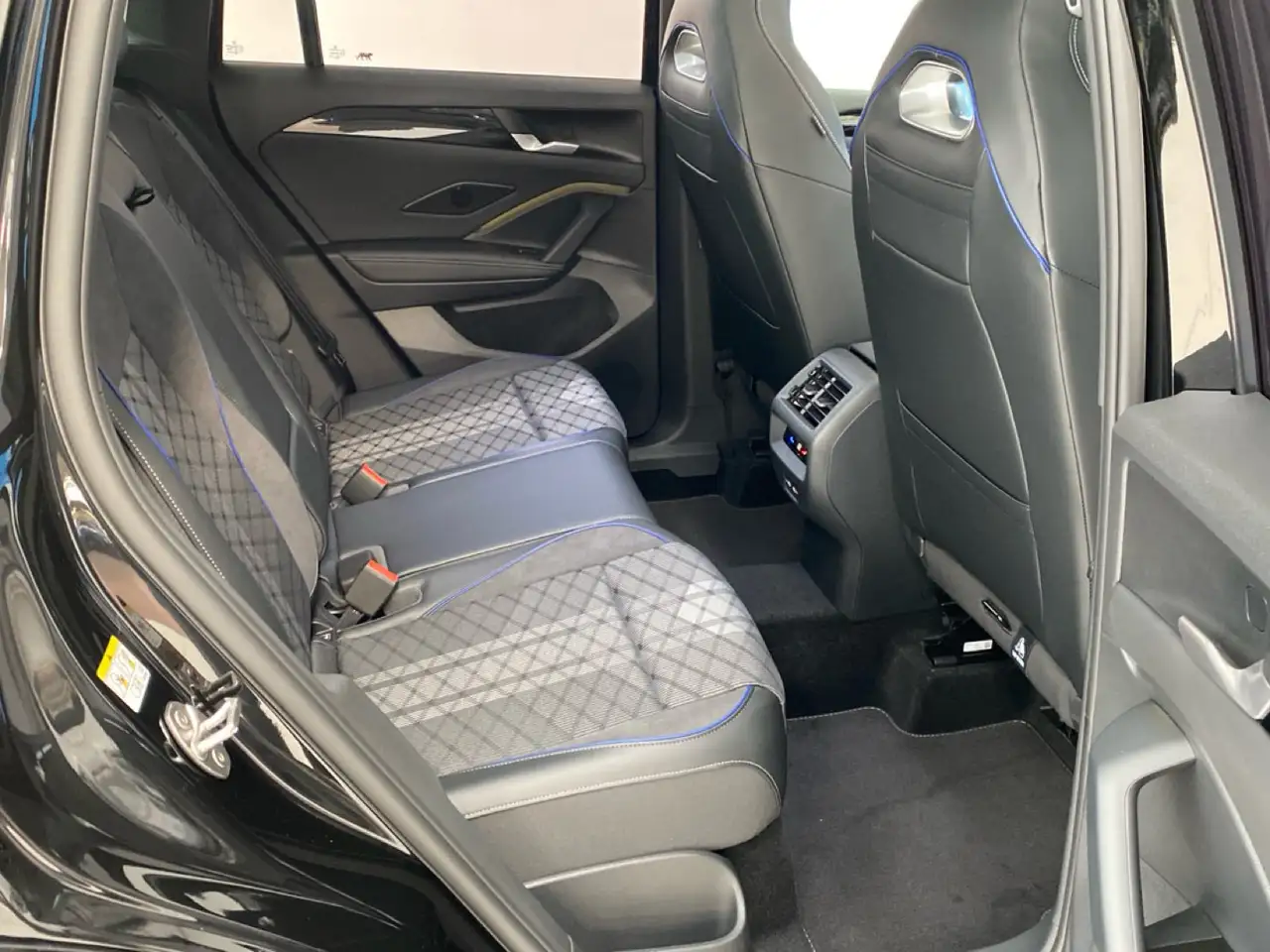 Volkswagen Tiguan 2.0 TDI 110KW SCR R-Line Plus DSG 8