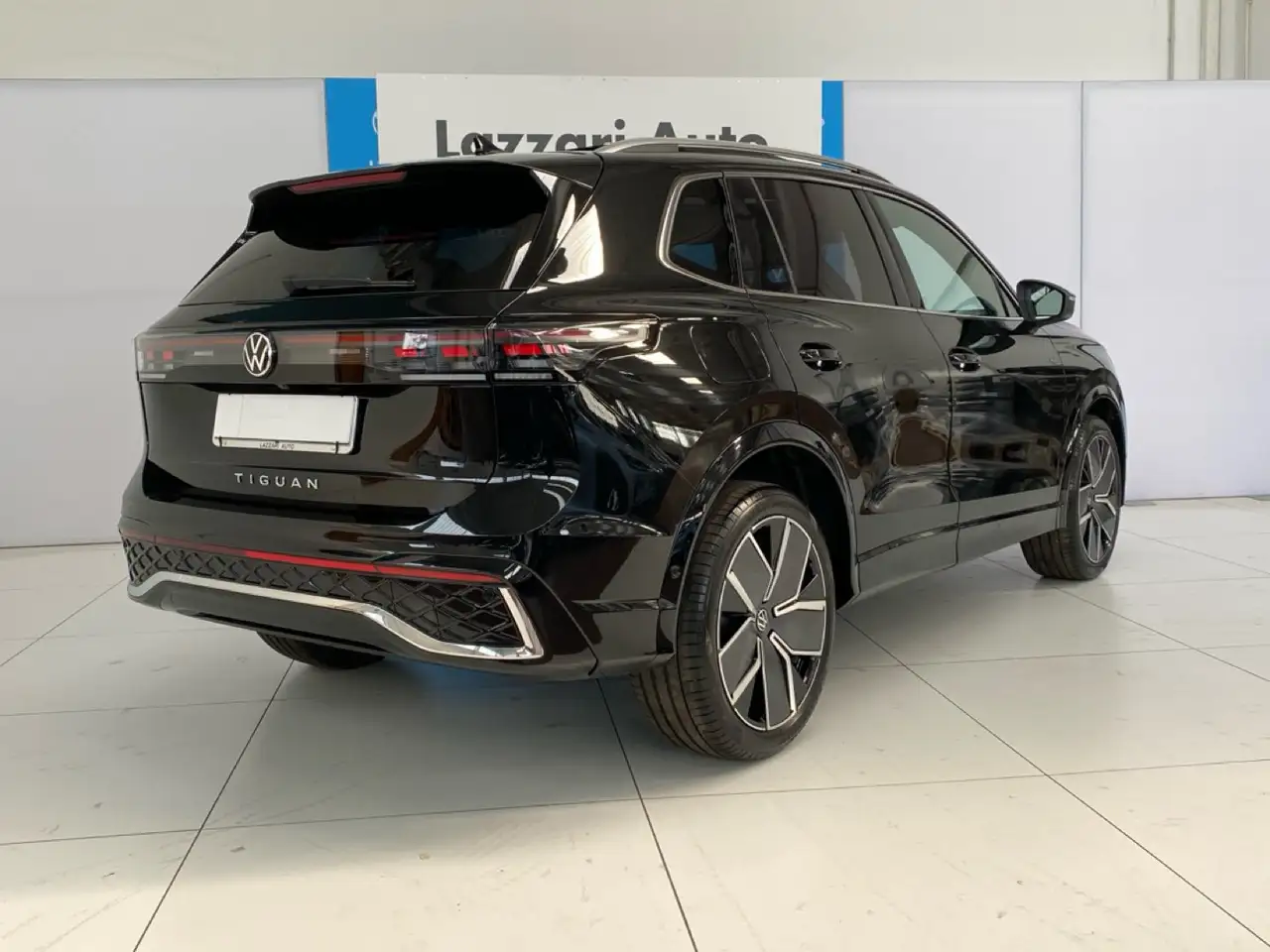 Volkswagen Tiguan 2.0 TDI 110KW SCR R-Line Plus DSG 4