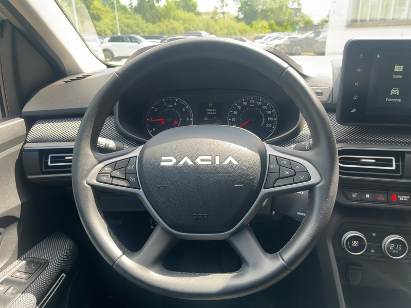 Dacia Jogger Extreme+ TCe 110+KAM+SHZG+KLIMA+NAVI+TOTWINKEL+ — photo 9