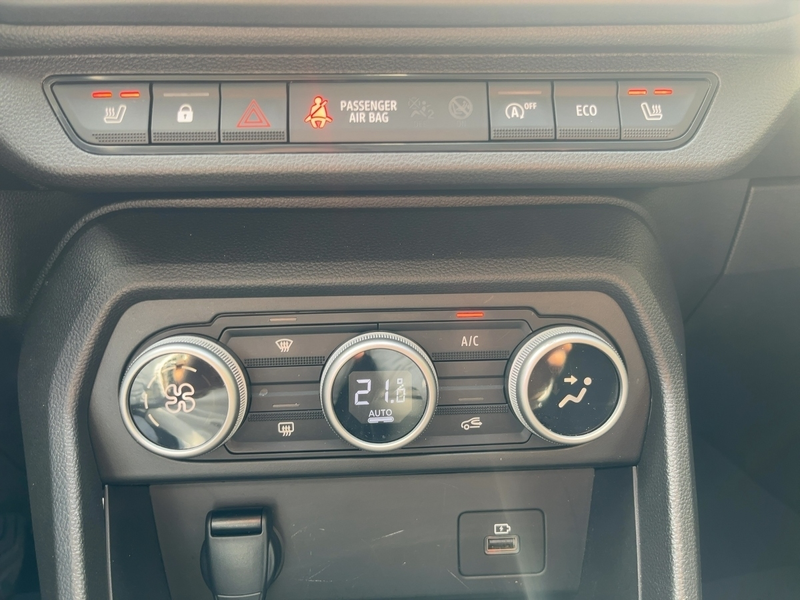 Dacia Jogger Extreme+ TCe 110+KAM+SHZG+KLIMA+NAVI+TOTWINKEL+ — photo 14