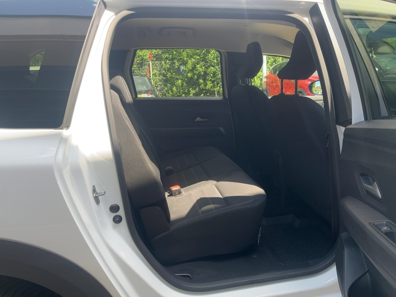 Dacia Jogger Extreme+ TCe 110+KAM+SHZG+KLIMA+NAVI+TOTWINKEL+ — photo 12