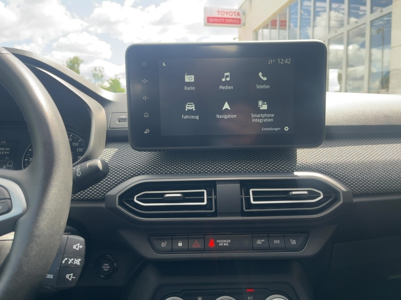 Dacia Jogger Extreme+ TCe 110+KAM+SHZG+KLIMA+NAVI+TOTWINKEL+ — photo 10