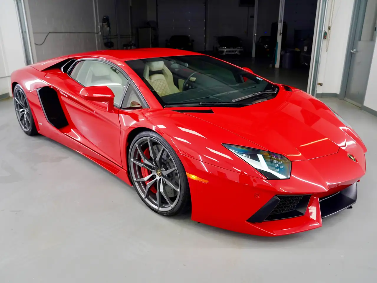 2015 Lamborghini Aventador