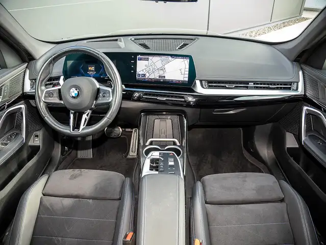 BMW X1 view 5