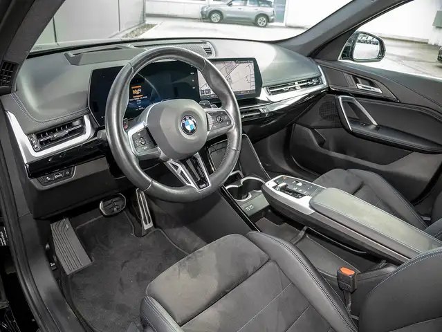 BMW X1 view 3