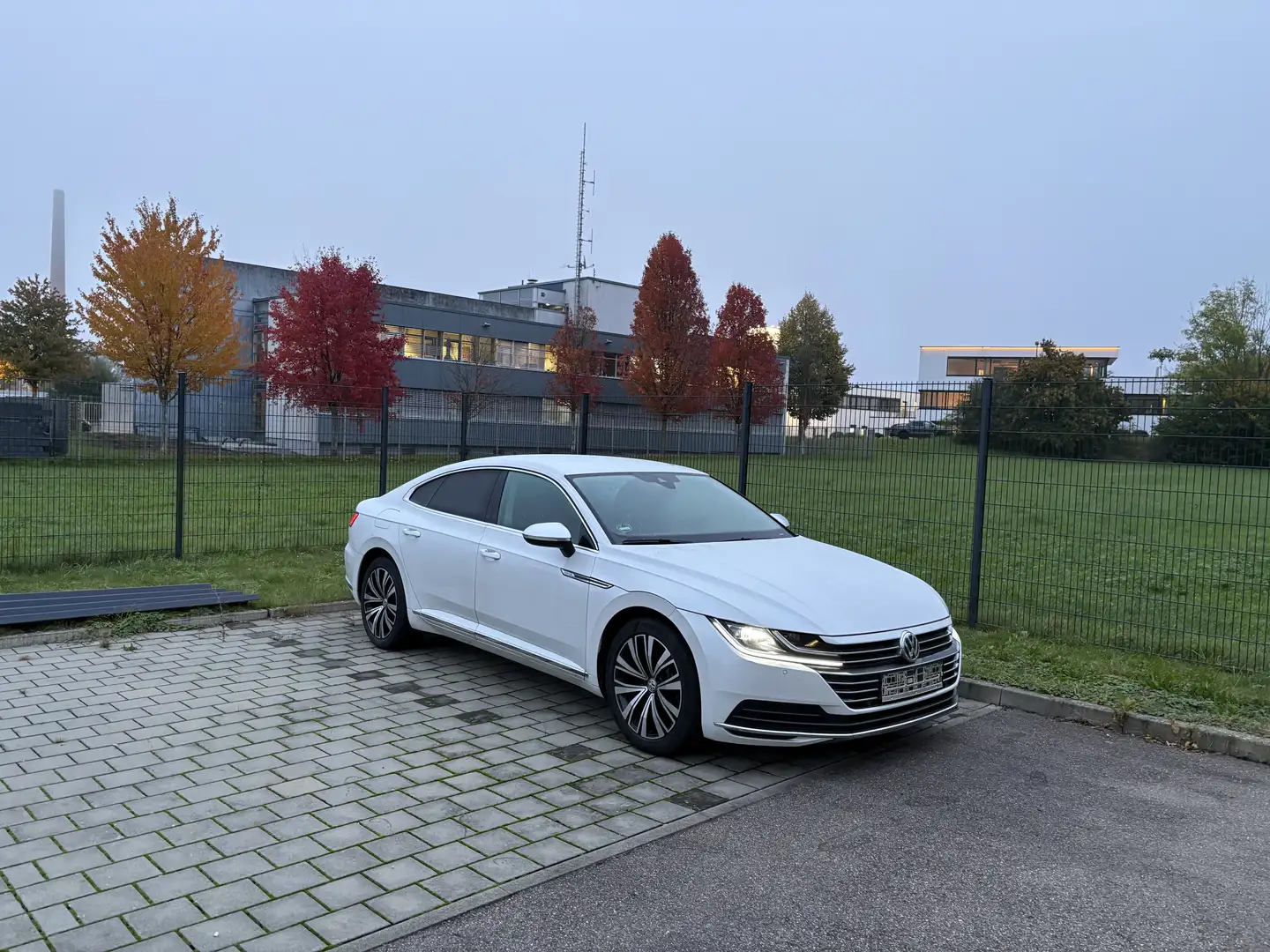 Volkswagen Arteon Elegance 4Motion Белый - 1