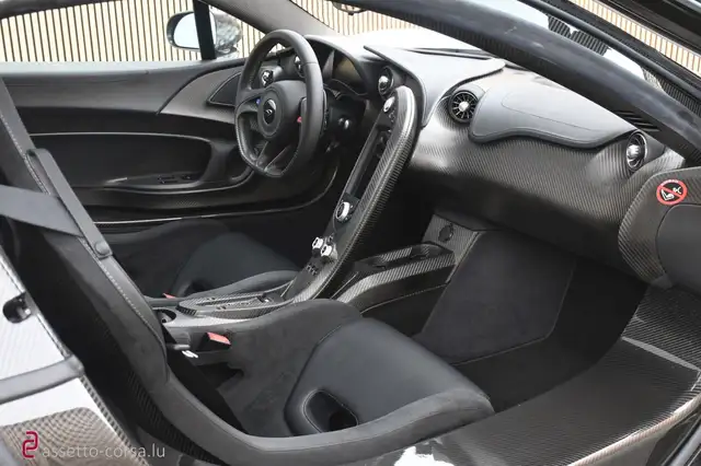 McLaren P1 view 20