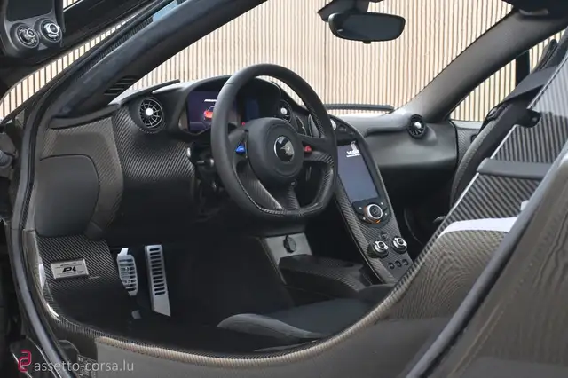 McLaren P1 view 11
