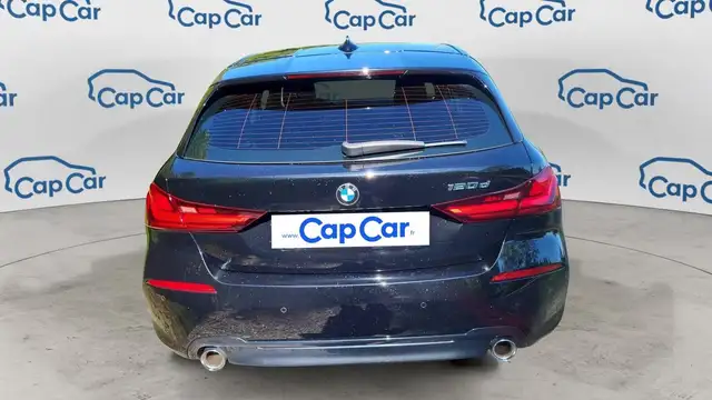 BMW 1 Series view 3