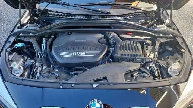 BMW 1 Series view 15