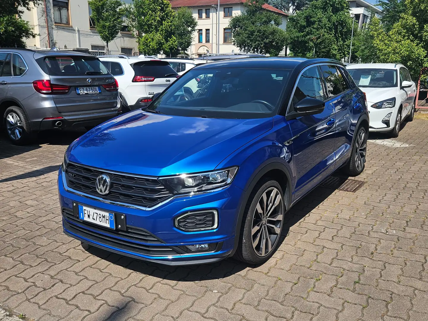 Volkswagen T-Roc 2.0 tdi 4motion dsg R-LINE ACC-CAMERA-CARPLAY- Bleu - 2