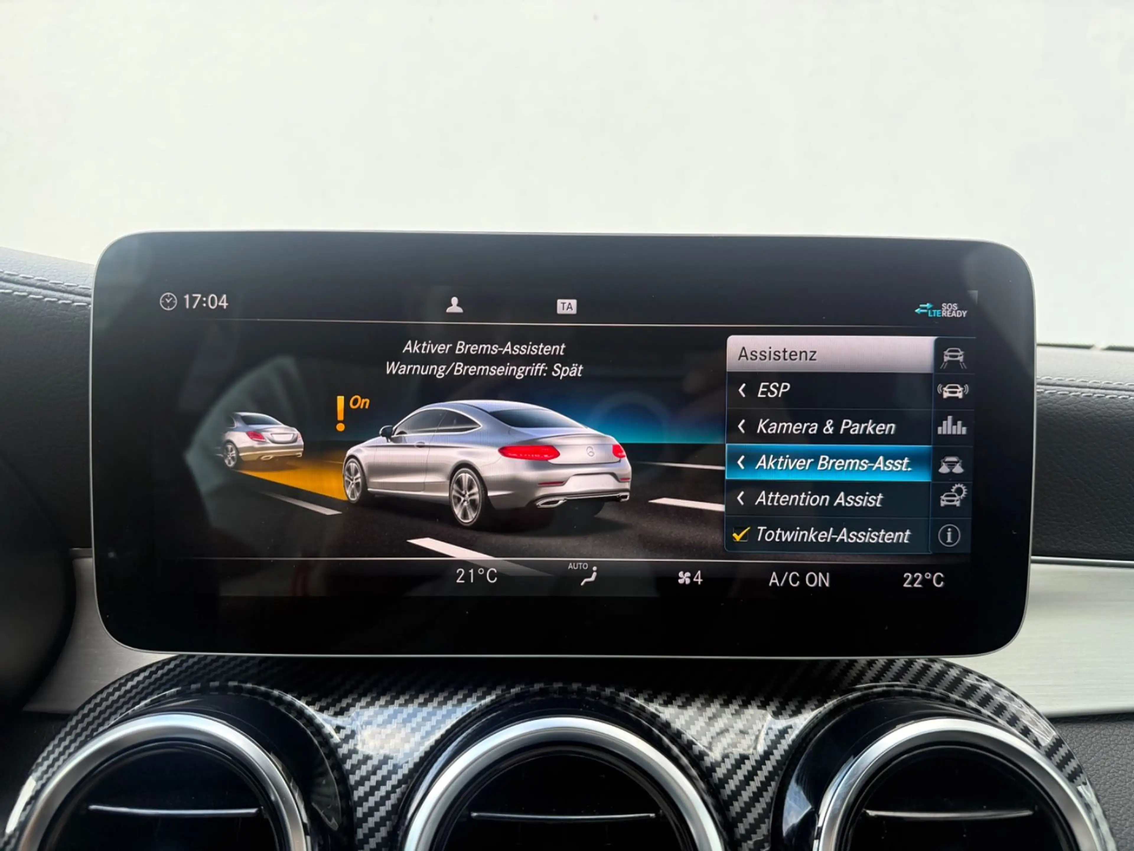 Mercedes-Benz C 300 Coupe AMG 9G *19 ZOLL*SOUND*KAME* — photo 12
