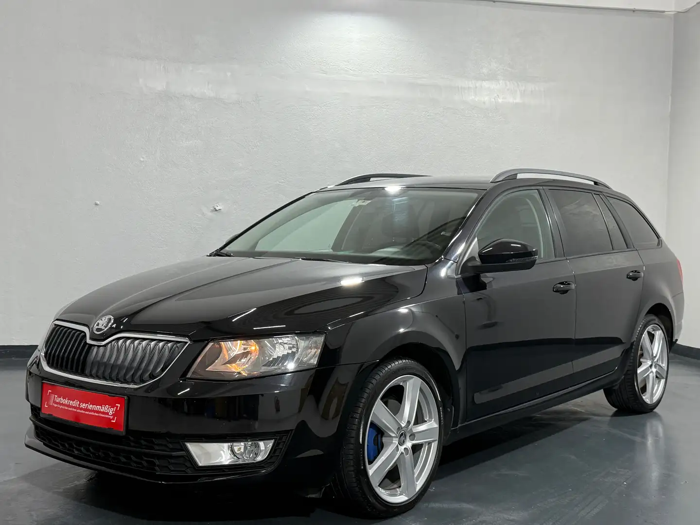 Skoda Octavia Ambition Negro - 1