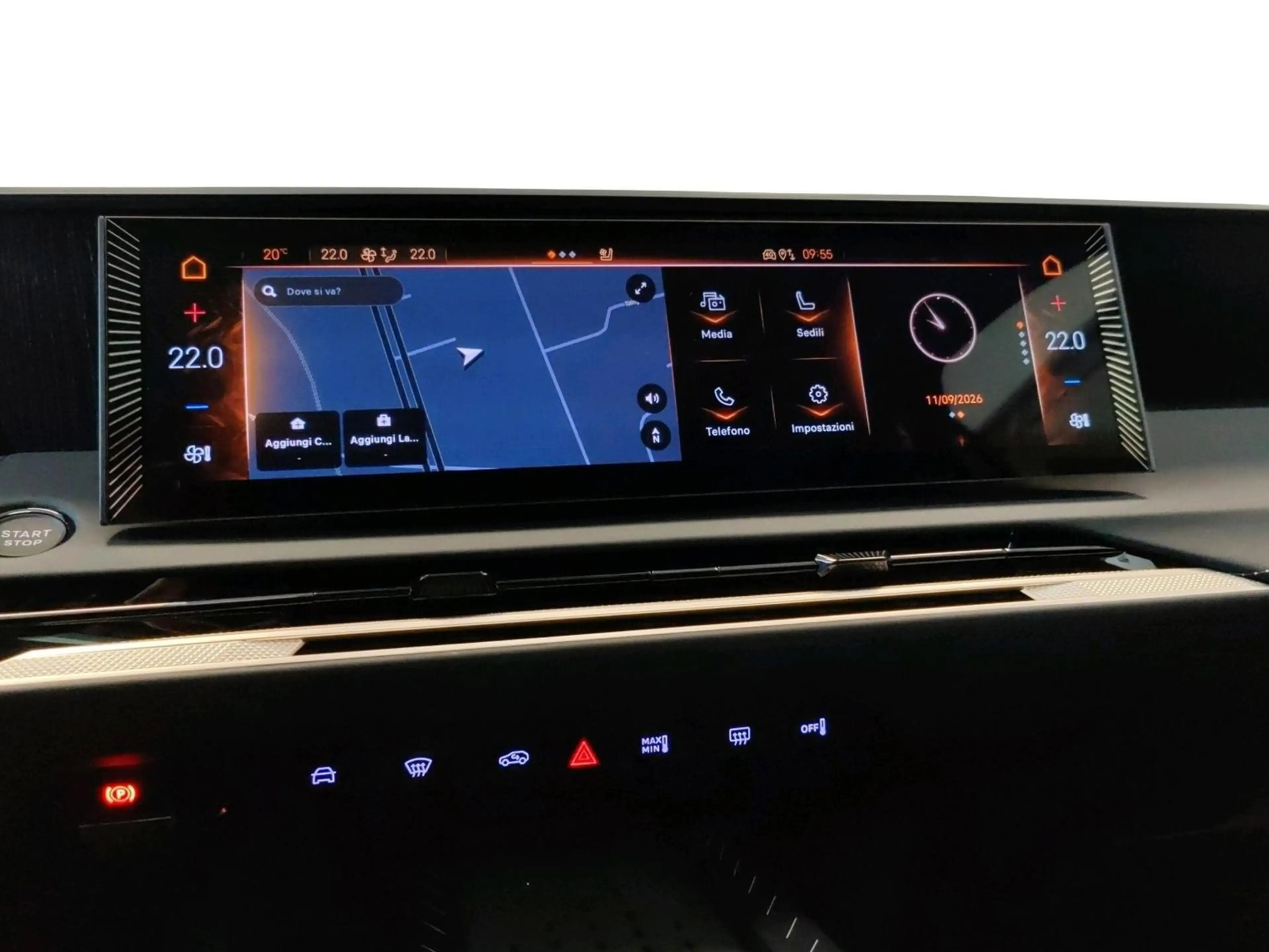 DS Automobiles N°7 ÉTOILE HYBRID 145 PS Glasdach — photo 12
