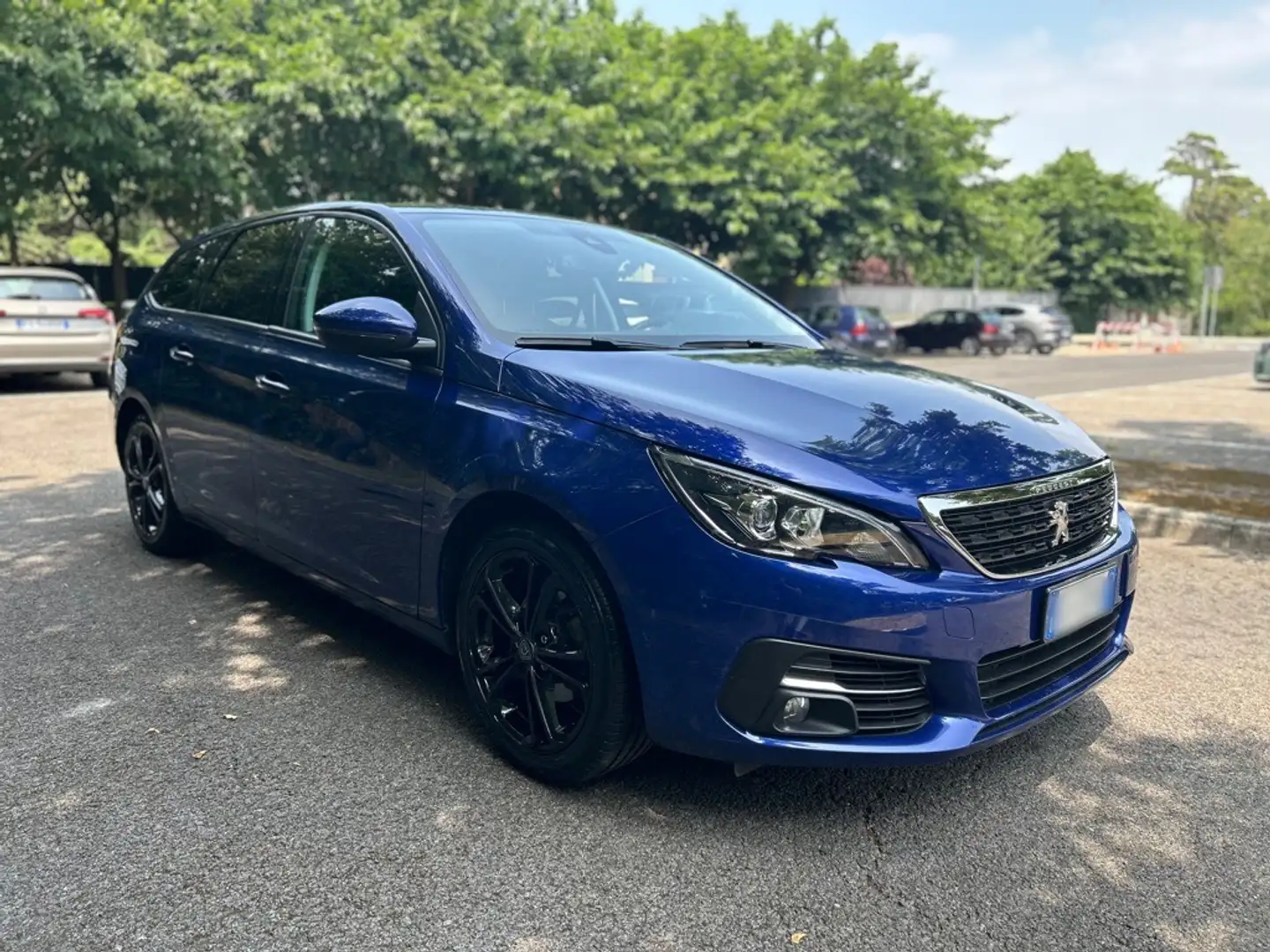 Peugeot 308 SW 1.5 bluehdi GT Line s&s 130cv eat8 - 1