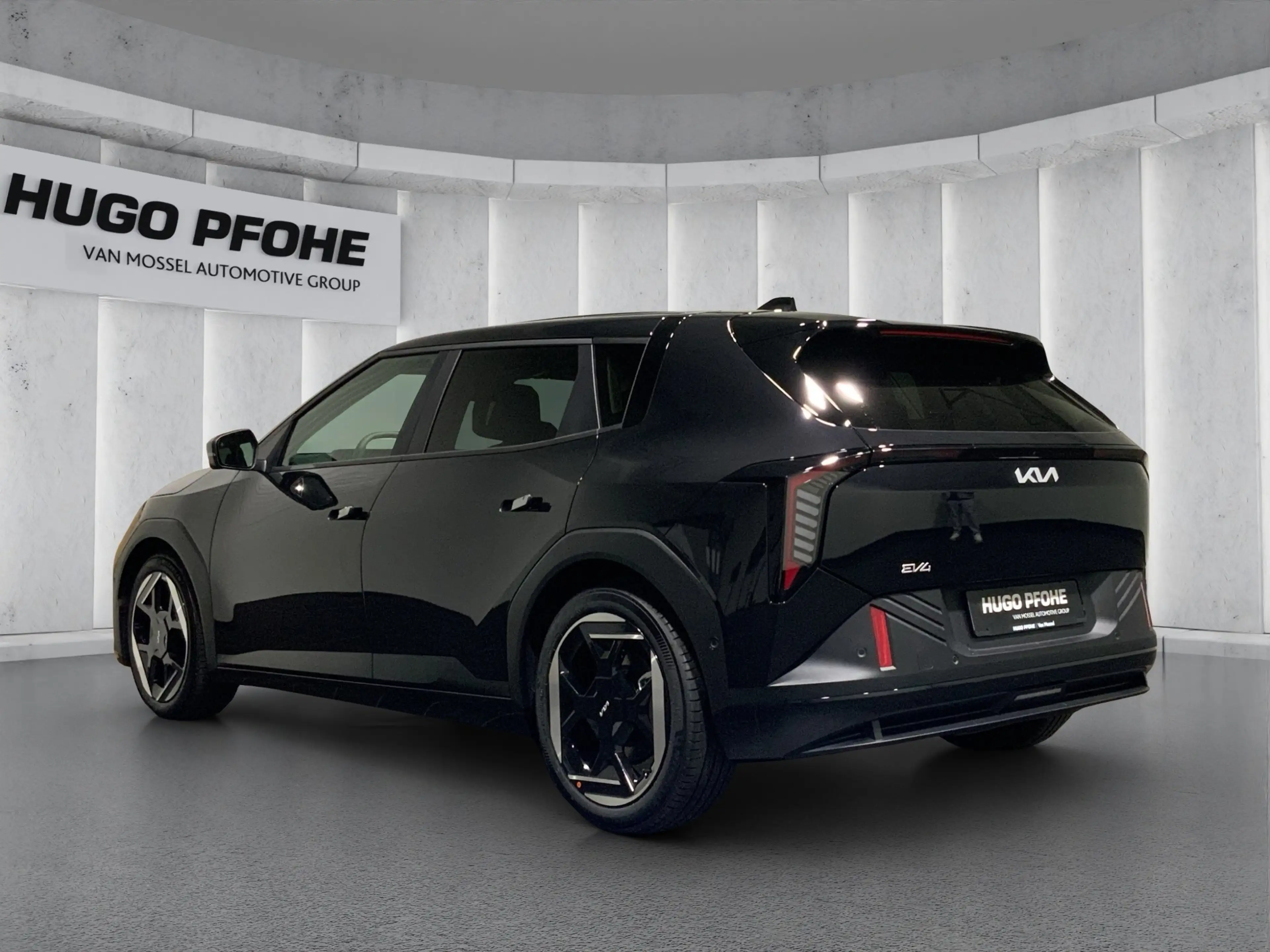 Kia EV4 Hatchback Earth 81 kWh 150 kW Frontantrieb Schrägh — photo 3