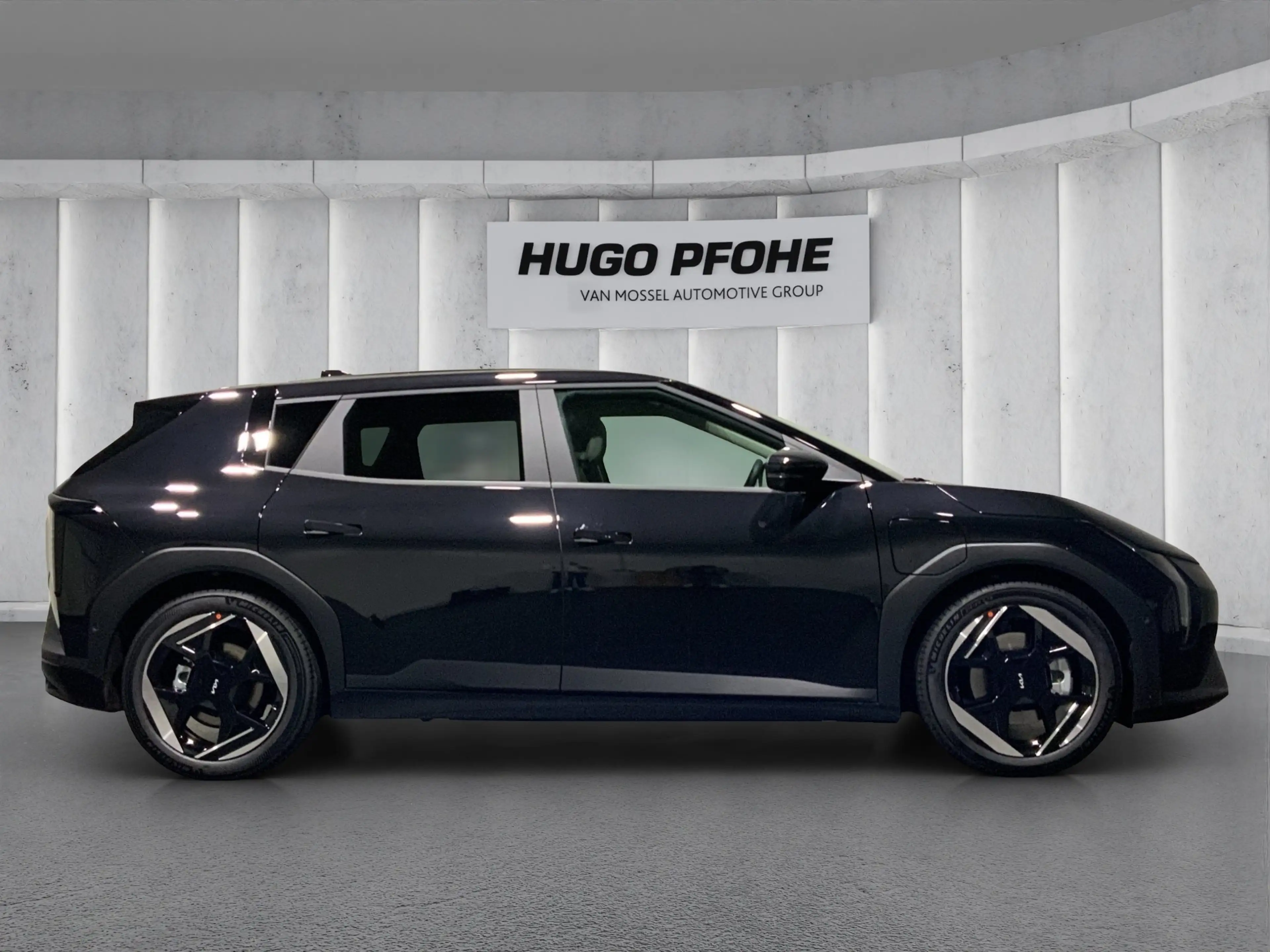 Kia EV4 Hatchback Earth 81 kWh 150 kW Frontantrieb Schrägh — photo 6