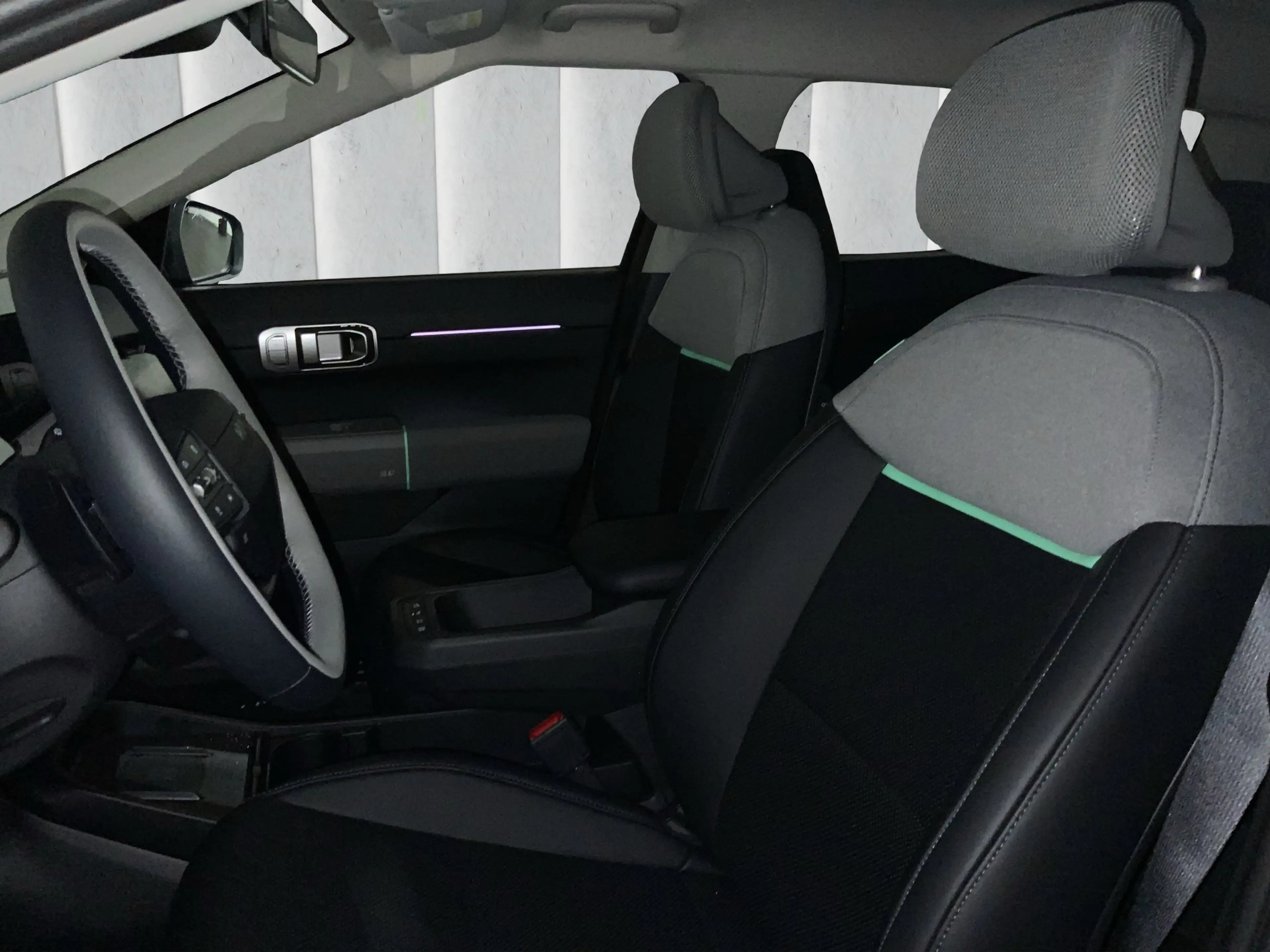Kia EV4 Hatchback Earth 81 kWh 150 kW Frontantrieb Schrägh — photo 10