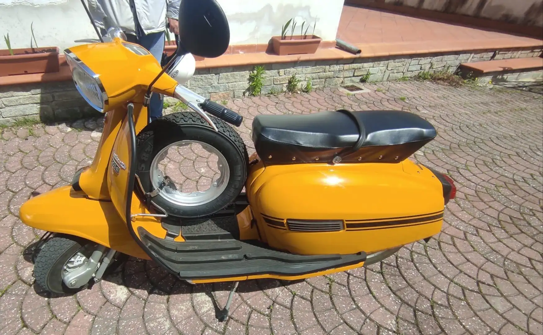 Lambretta LD LD 200 MACCHIA NERA Giallo - 2