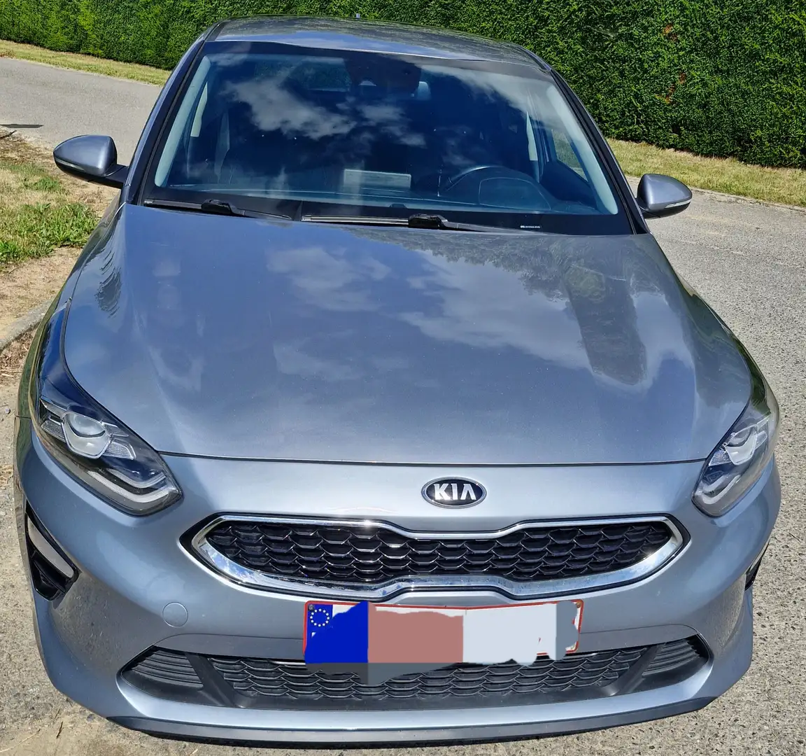 Kia Ceed / cee'd CeeD 1.6 CRDi More ISG Gris - 1