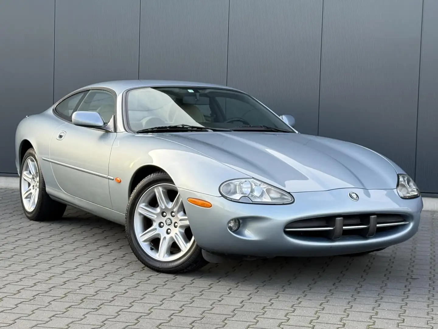 Jaguar XK8 4.0 V8 Coupé 53.791KM - Topconditie - Incl BTW - U Bleu - 2