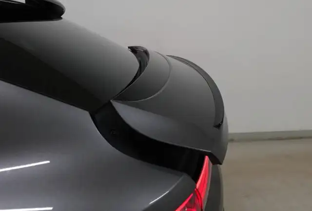 Porsche Cayenne view 13