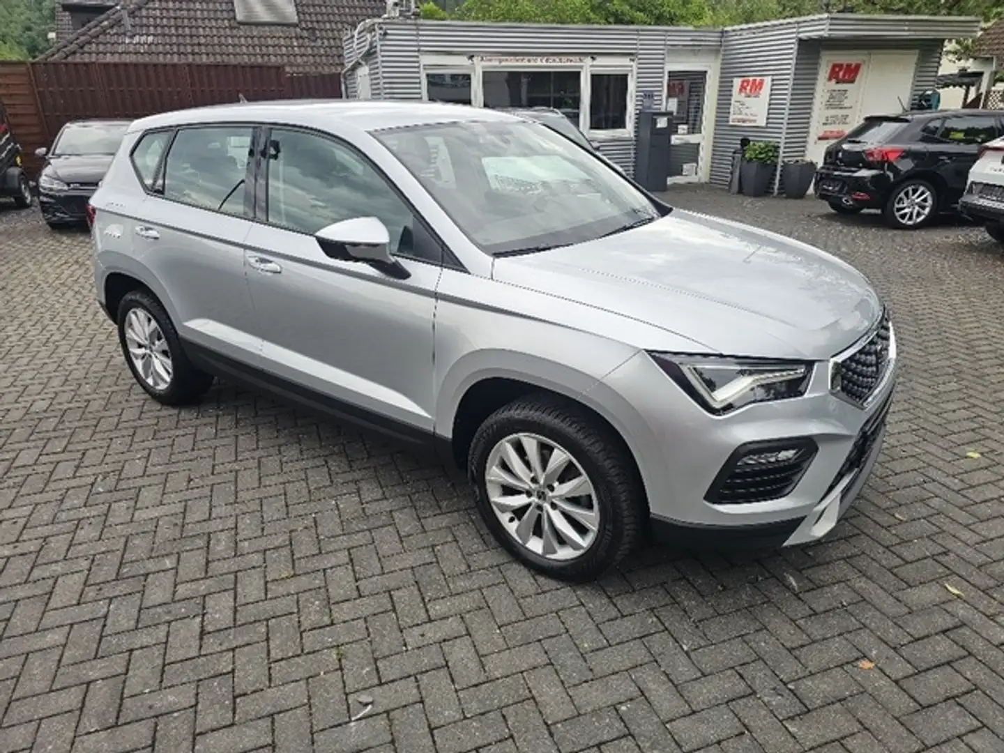 SEAT Ateca STYLE NAVI LED AHK Gris - 1
