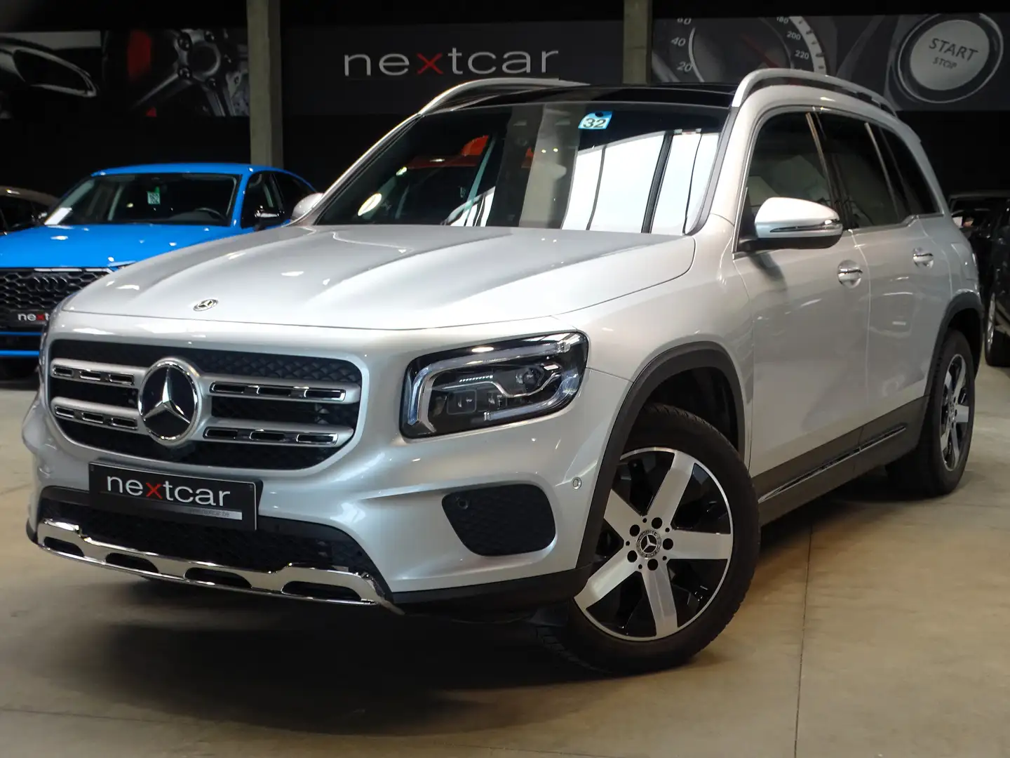Mercedes-Benz GLB 200 d Luxury 8GTRONIC *PANO-CUIR-LED-CAMERA-NAVI-PARK* Srebrny - 1